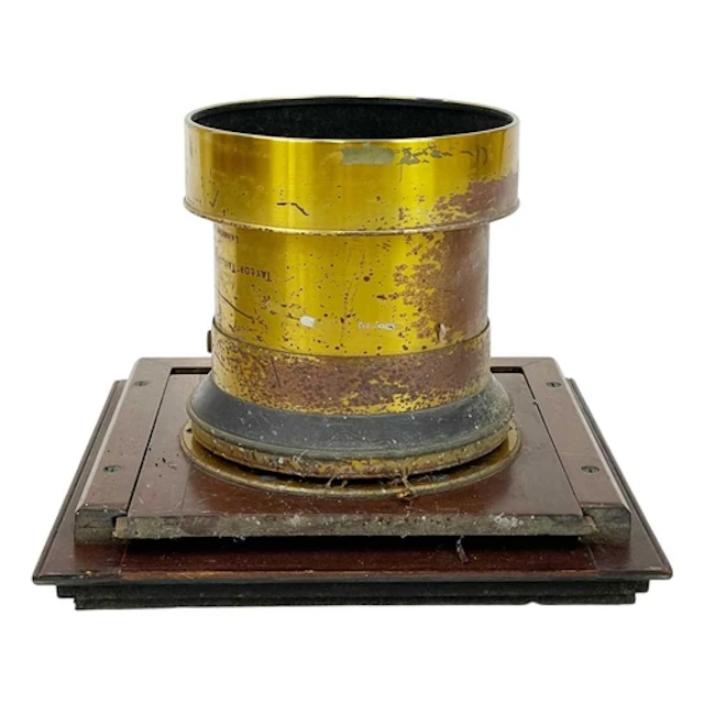 A Taylor-Taylor & Hobson Ltd Cooke soft focus portrait lens....