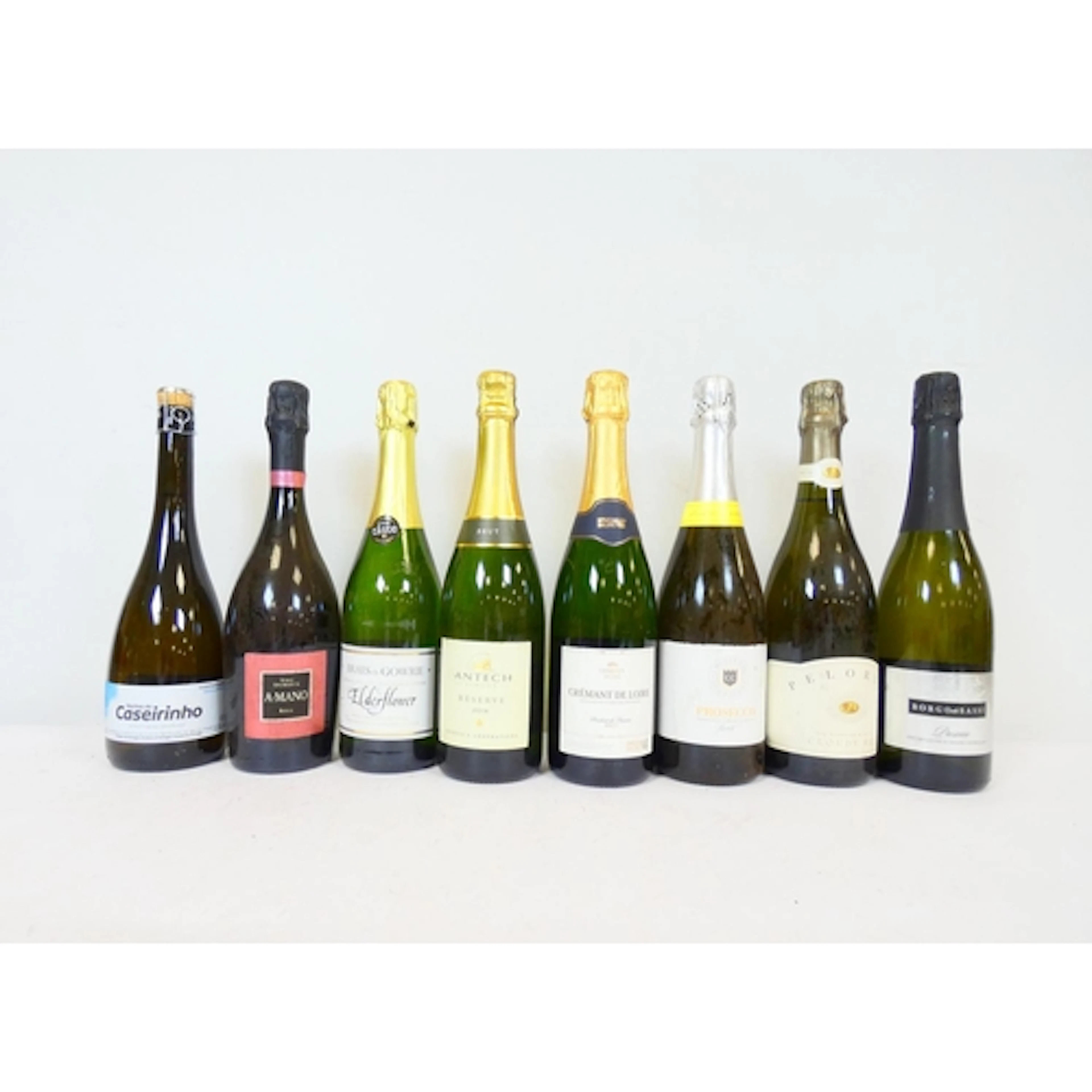 Collection of champagne and sparkling wine to include Antech...