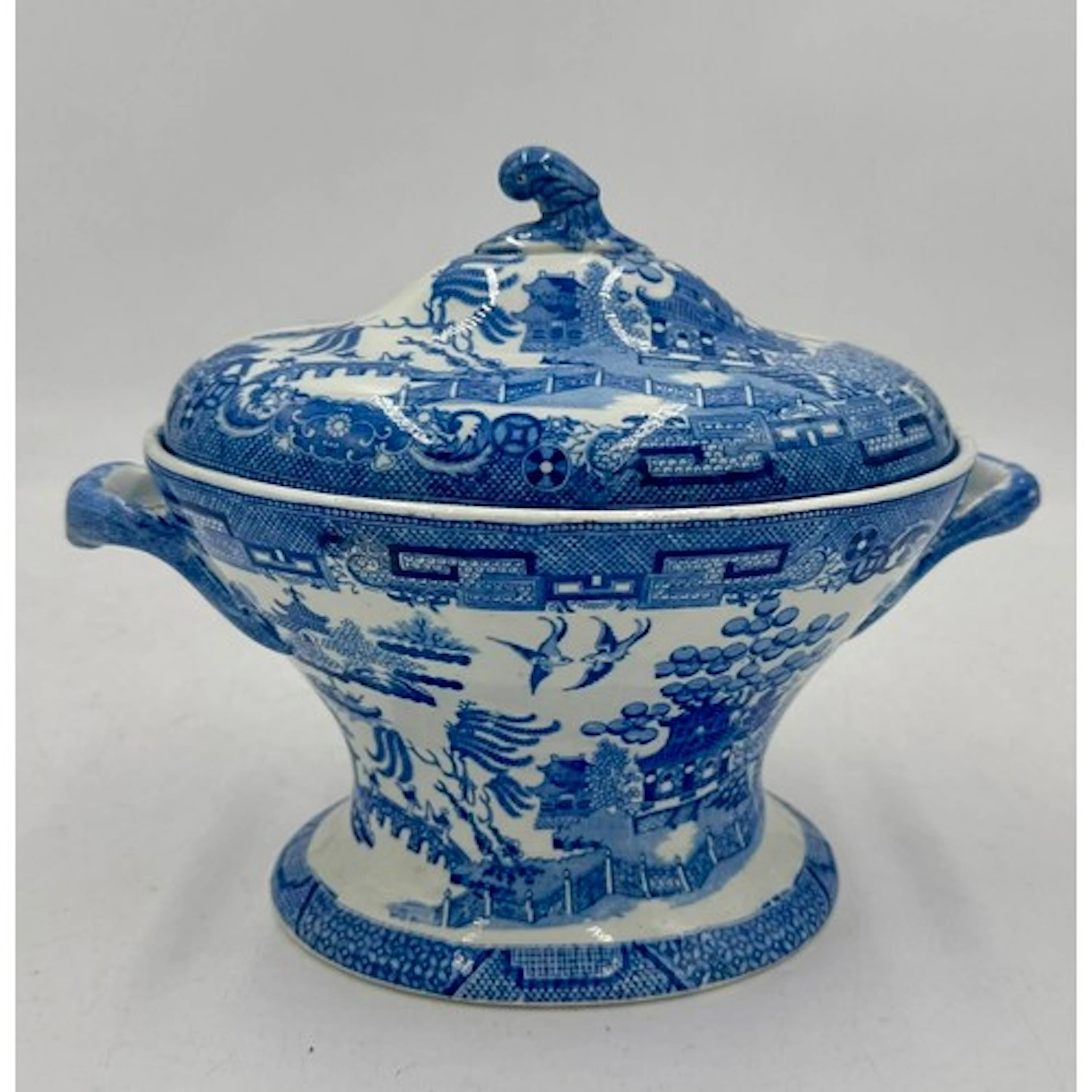 An early 19th century blue and white transfer-printed Spode ...