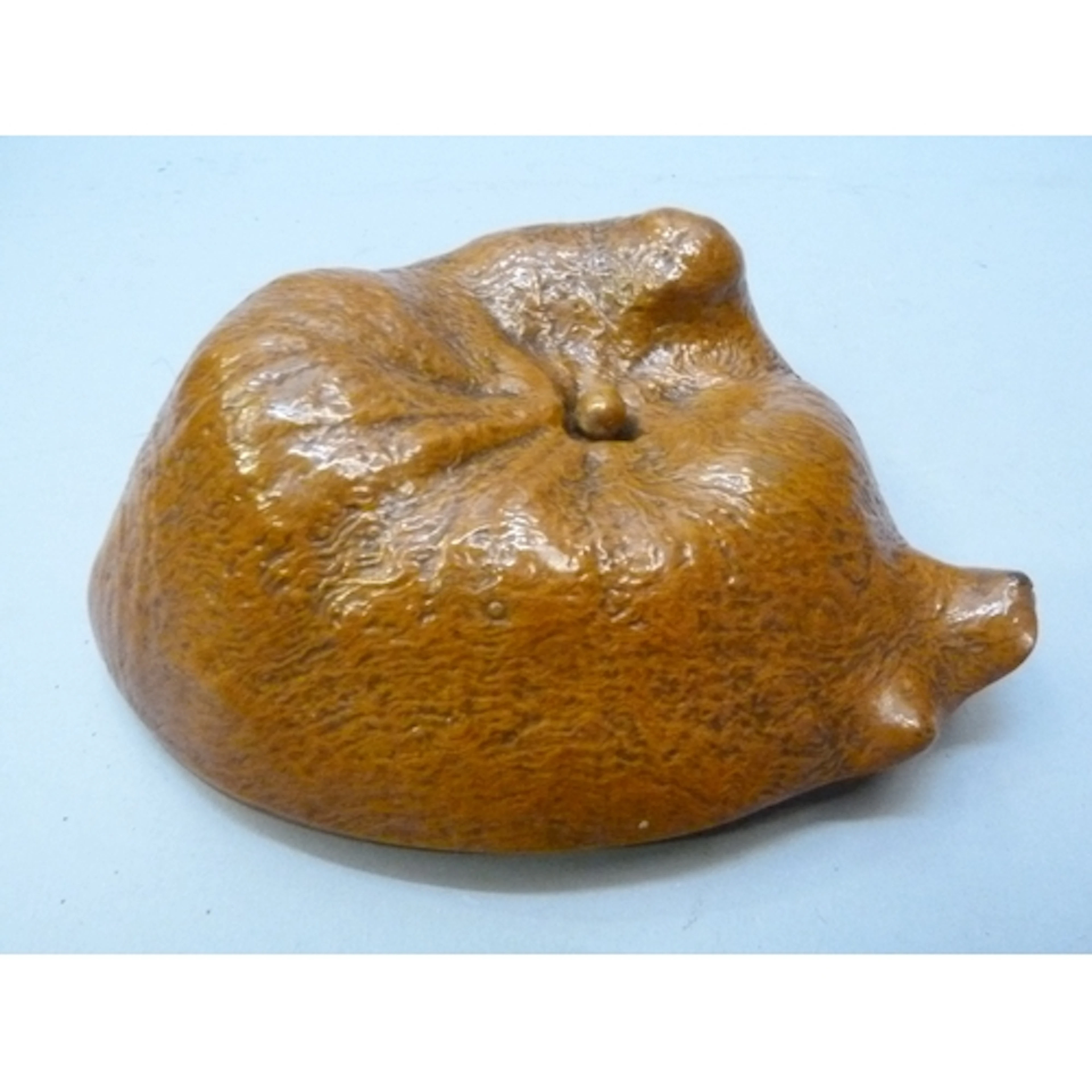 Scottish root wood table snuff box in the form of a snail, w...