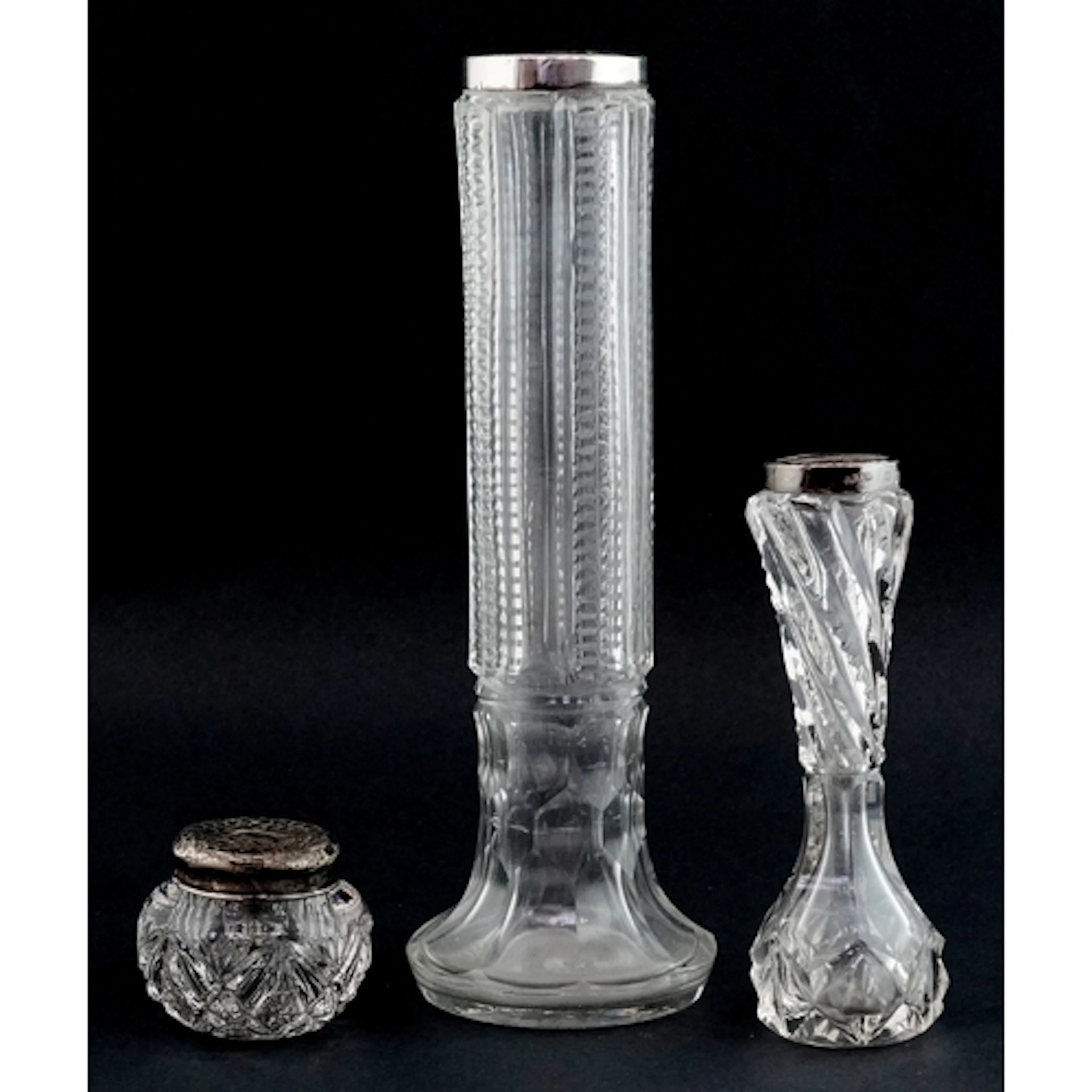Late 19th/early 20th century glassware with silver mounts in...