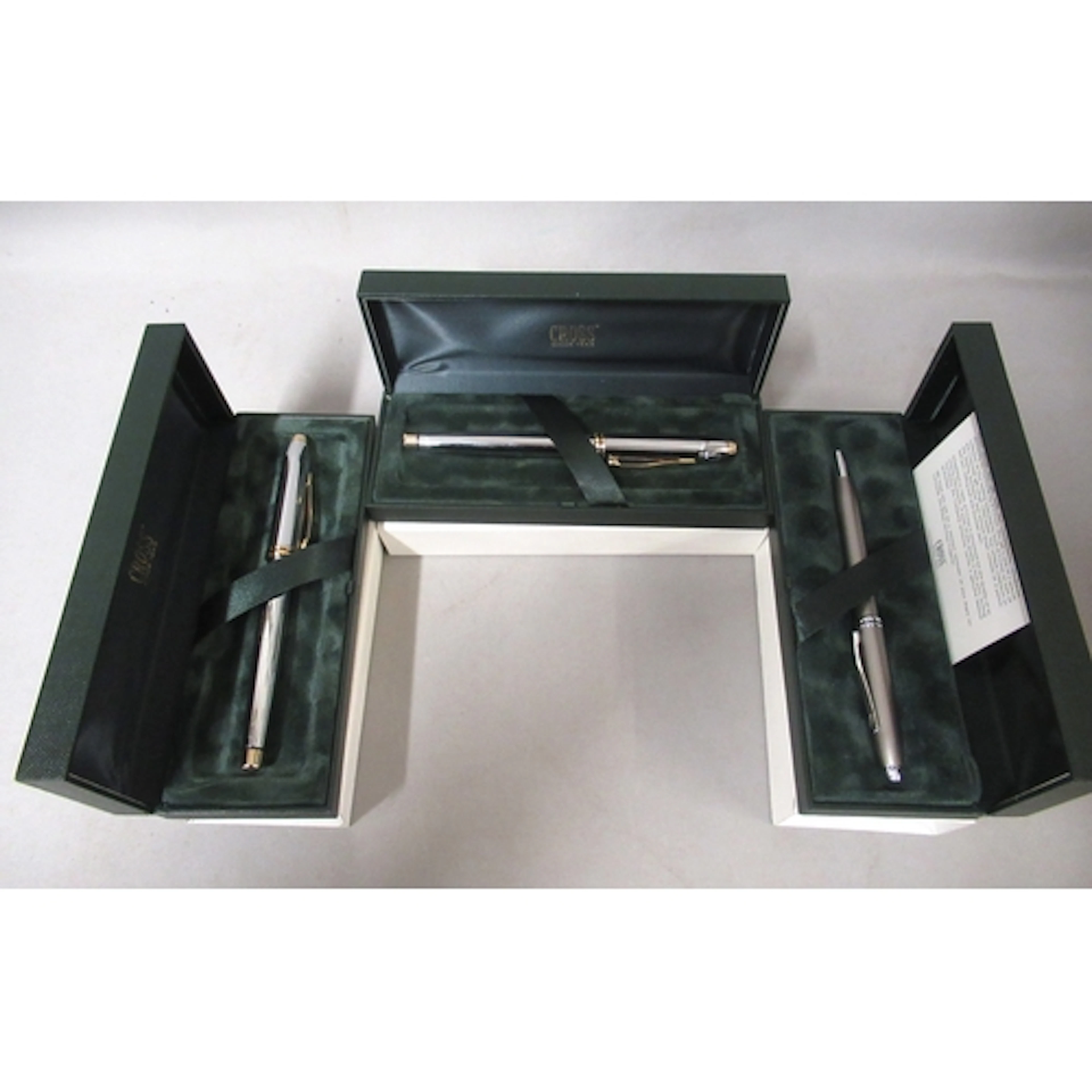 Group of three Concorde souvenir pens in original boxes