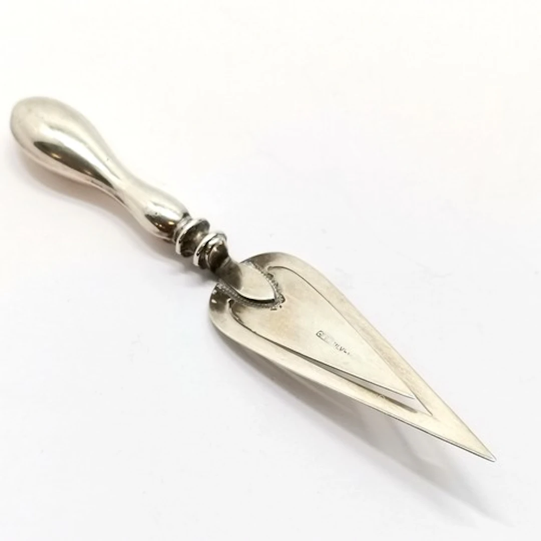 Silver marked trowel bookmark / page marker - 10cm & 8.8g - ...