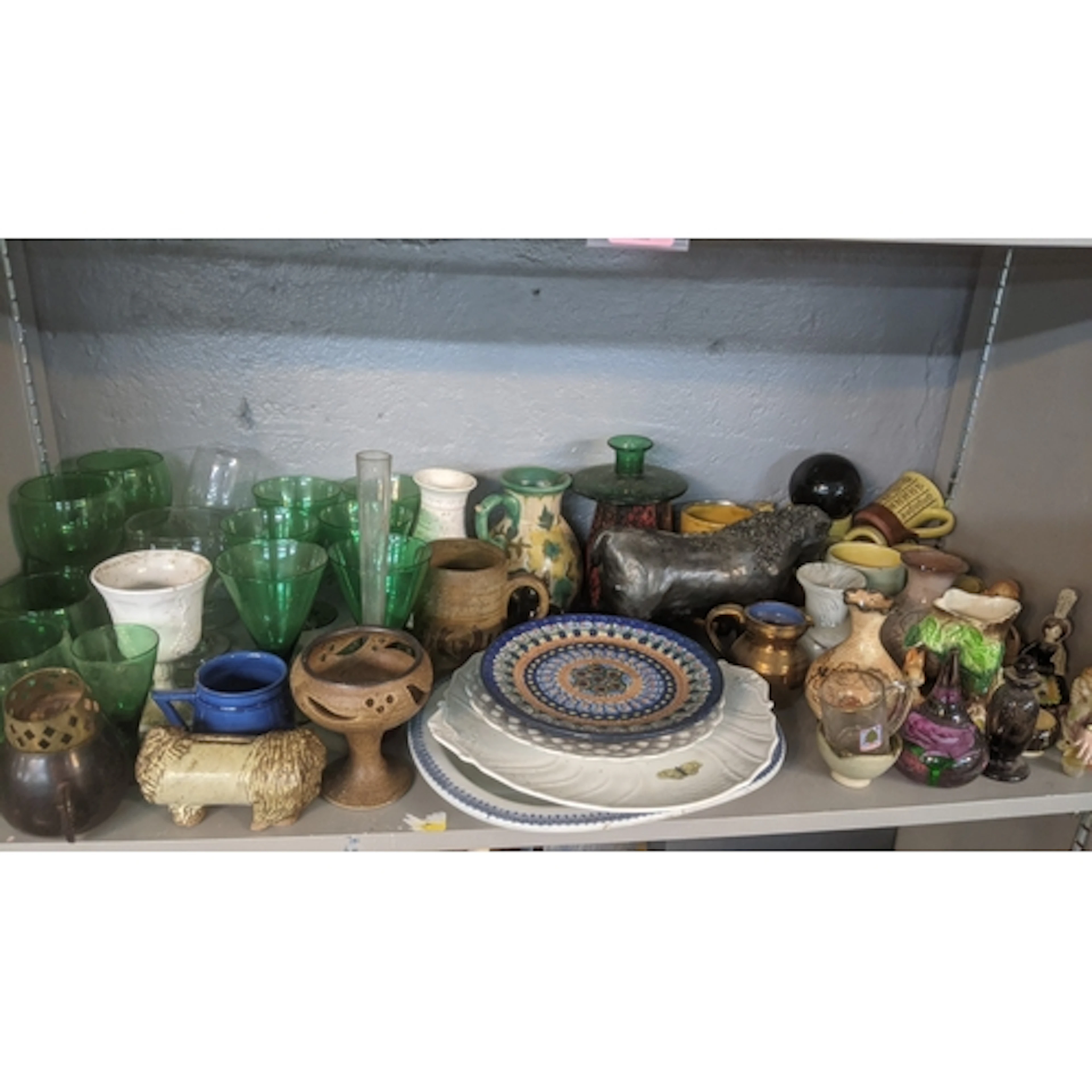 Ceramics and glassware to include a Hornsea Pottery ornament...