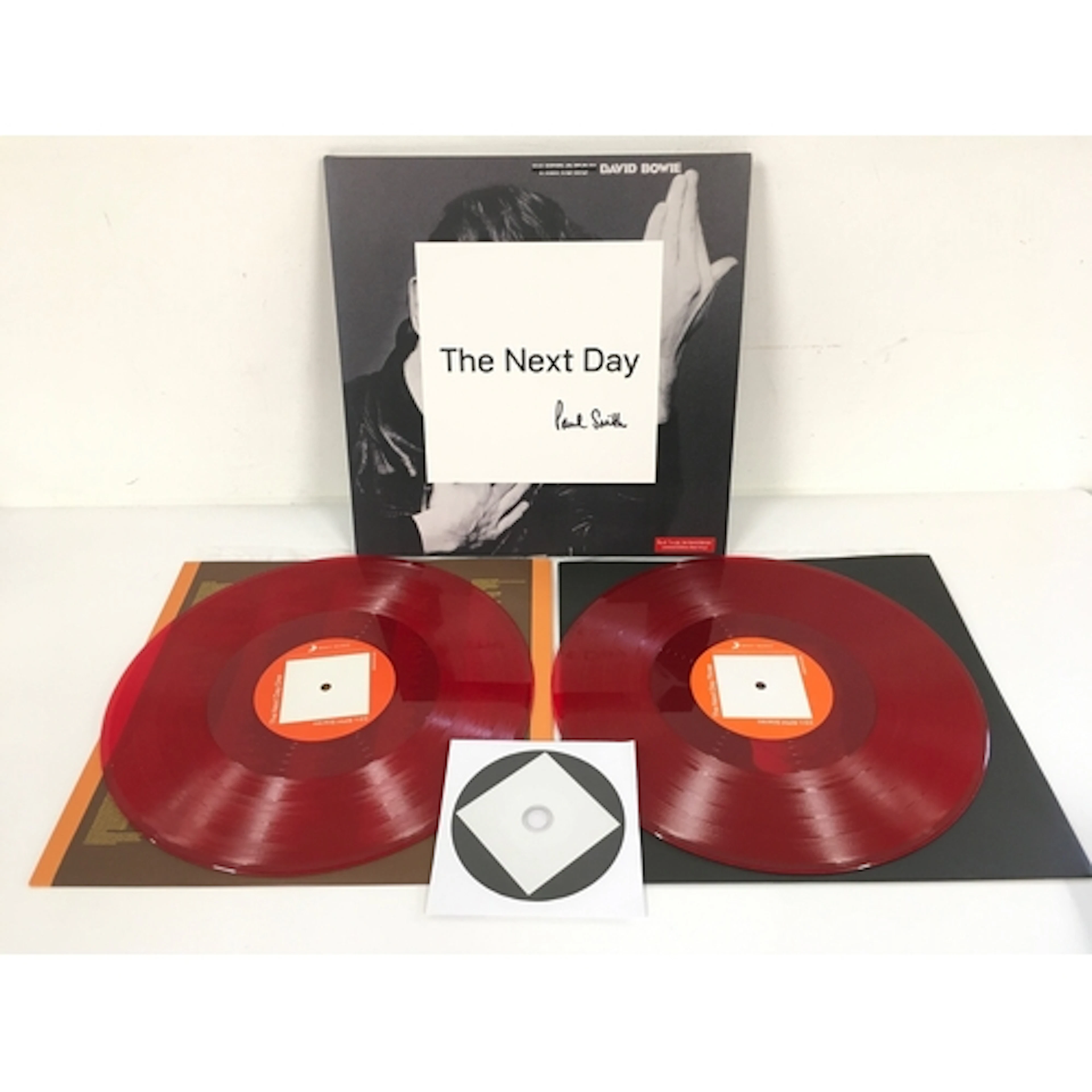 David Bowie - The Next Day 2LP Paul Smith edition on red vin...