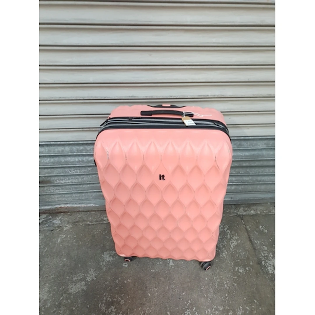ONE IT SUITCASE with broken wheel Note: cases and bags are ...