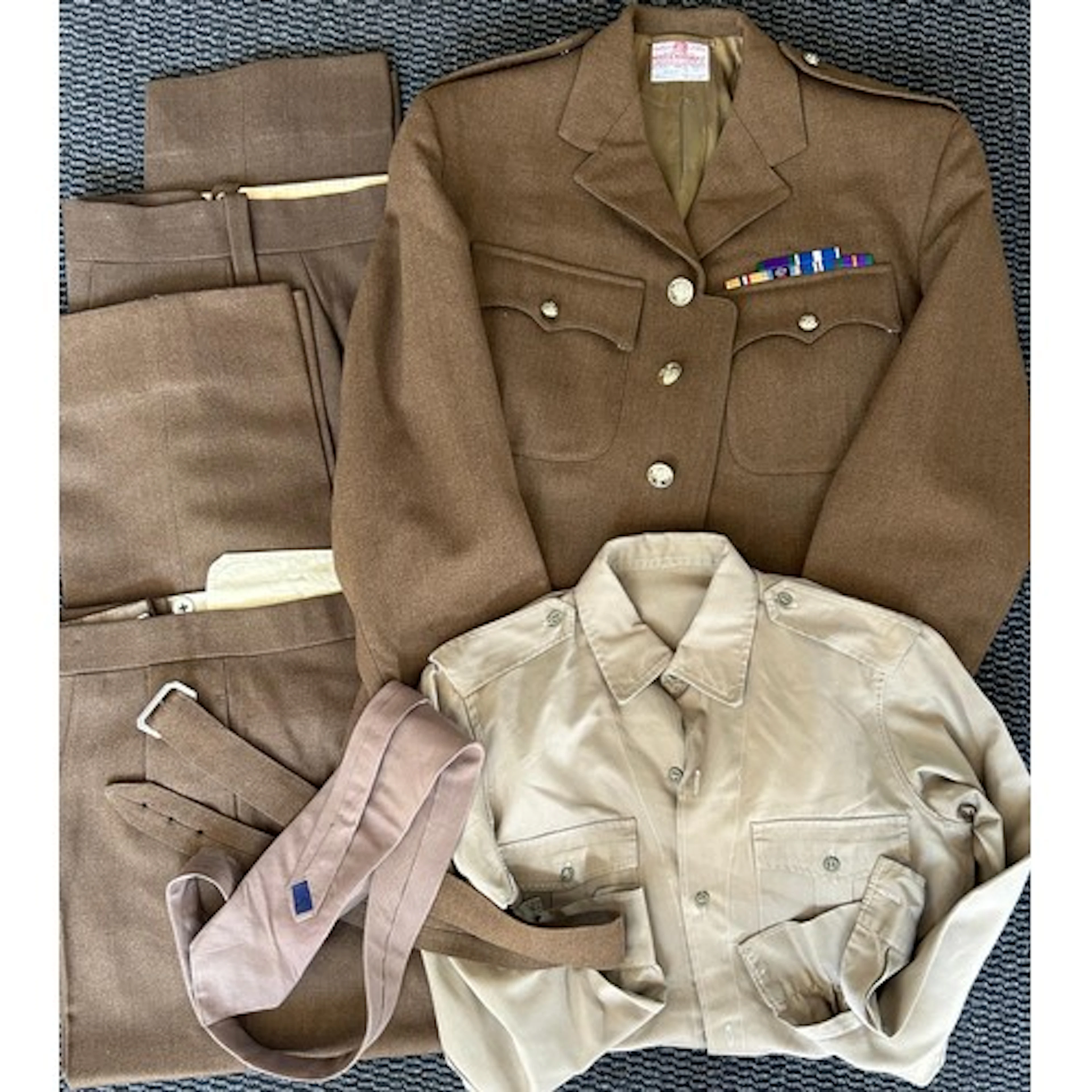 An ERII Grenadier Guards Major's Khaki tunic with medal ribb...