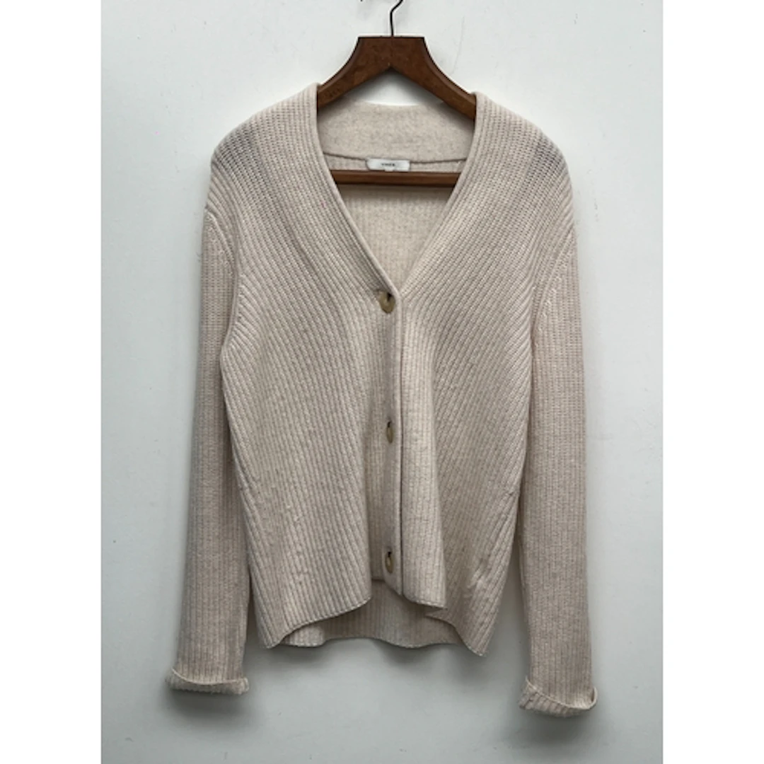 A 'Vince' wool cashmere blend jumper, size M