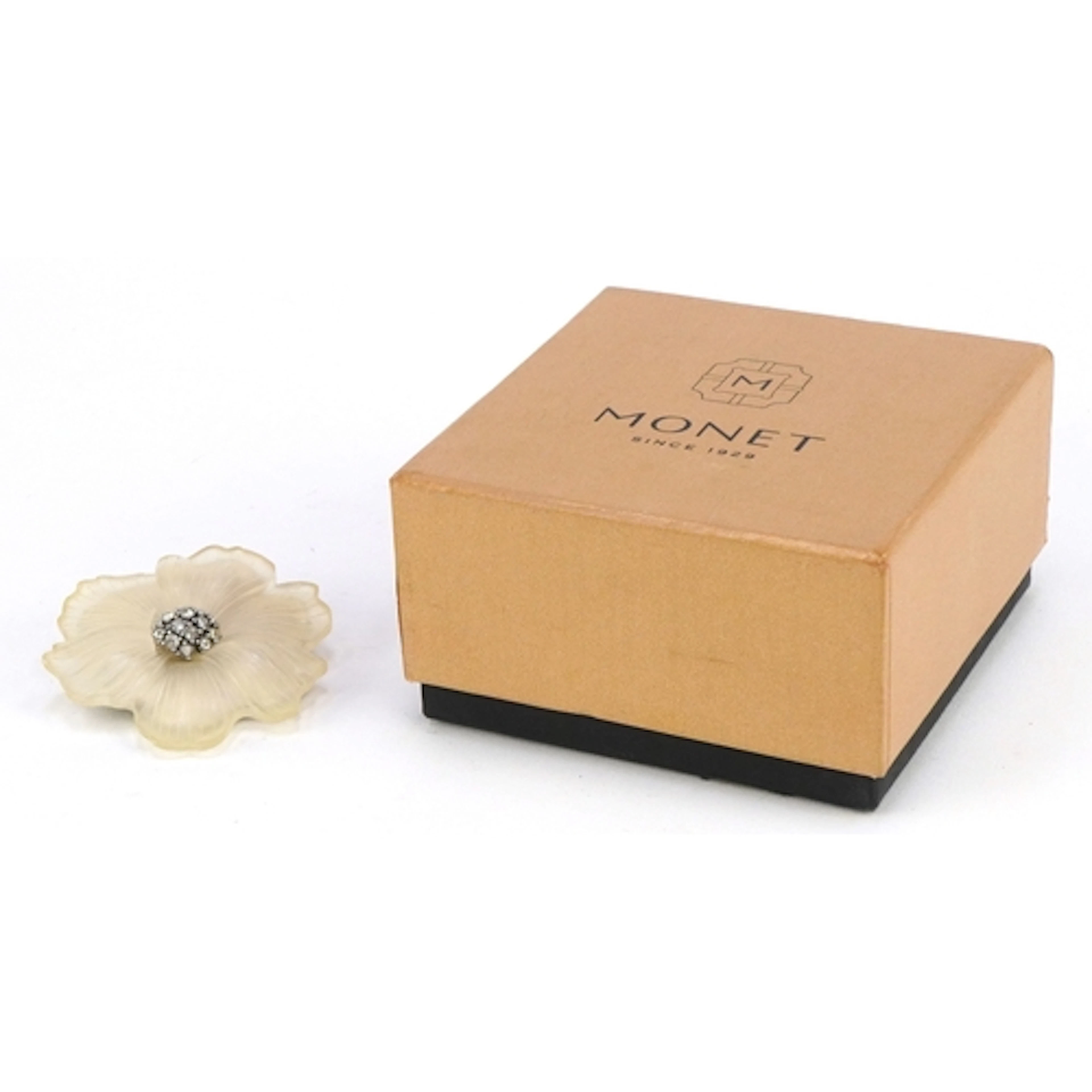 Monet, lucite and rhinestone flower brooch, 5.7cm in diamete...