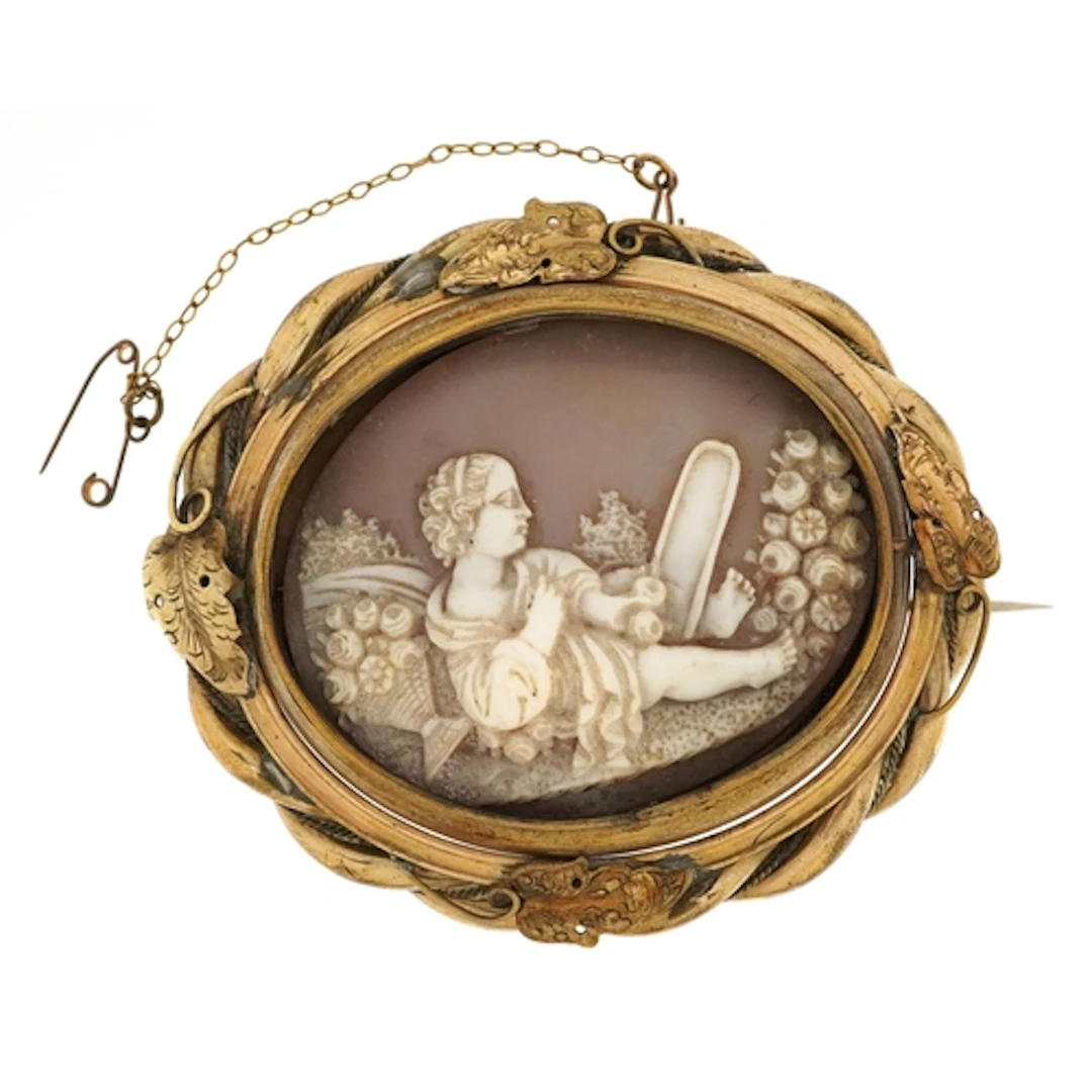 Victorian gilt metal cameo shell swivel mourning brooch carv...