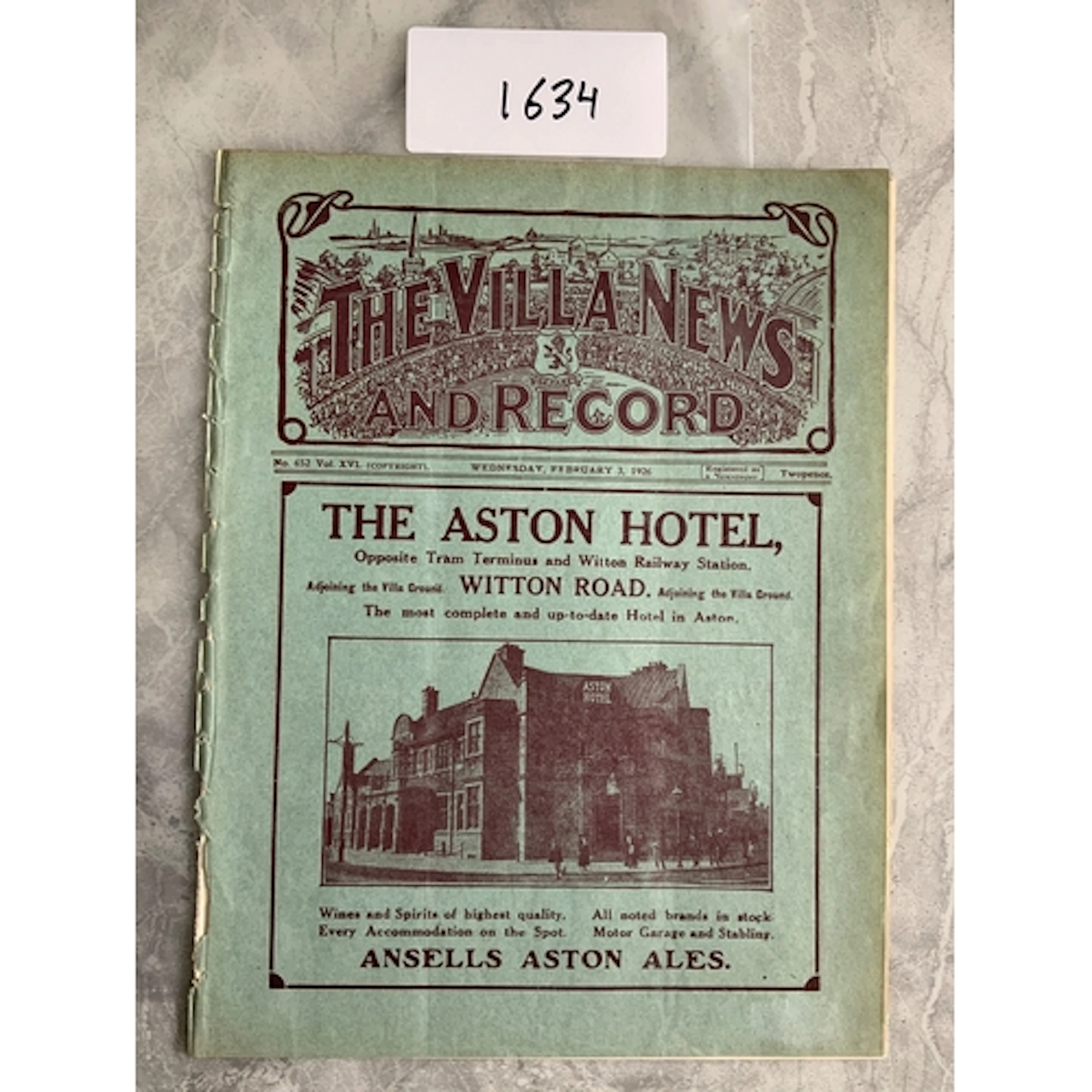 1925 - 1926 Aston Villa v Leeds United Football Programme: E...