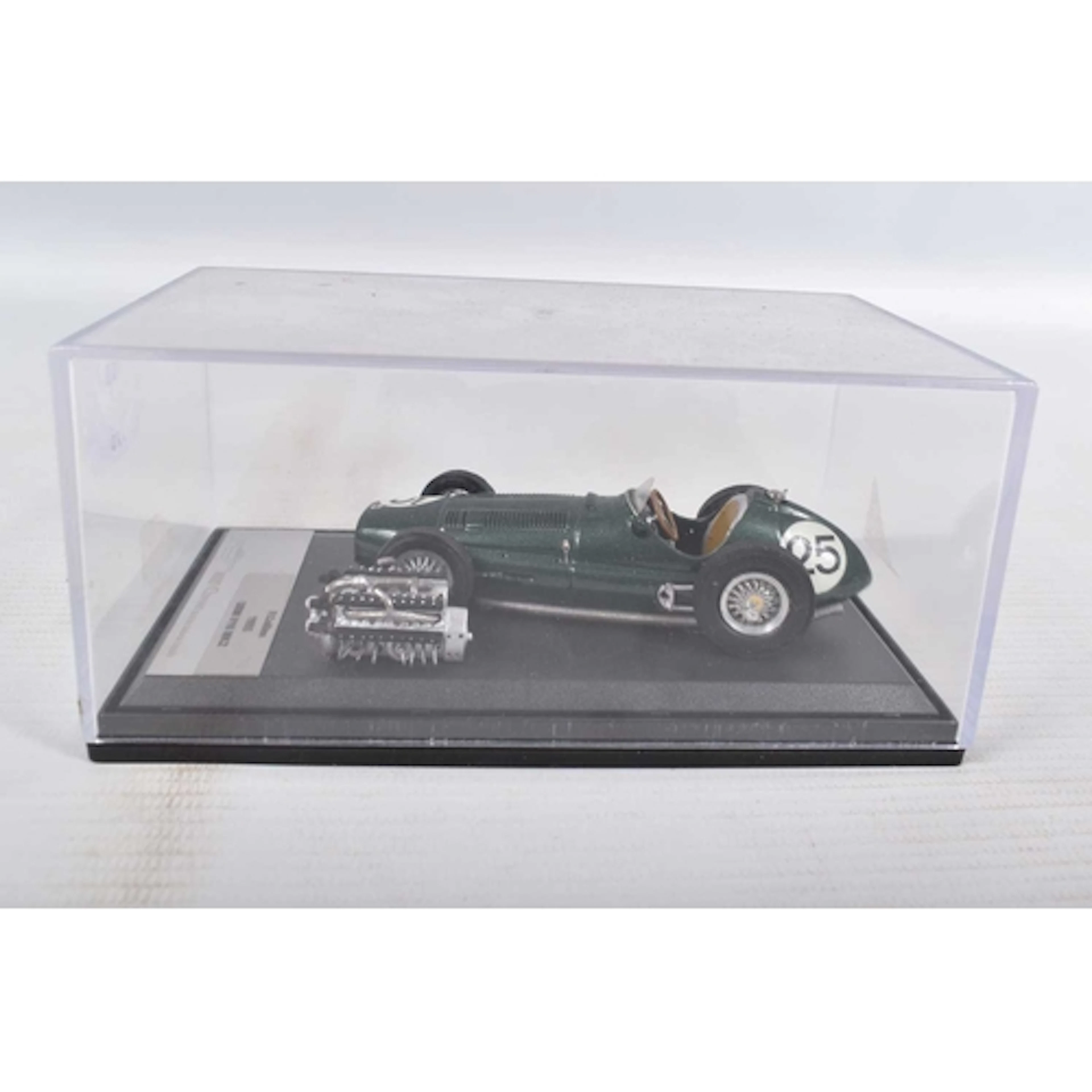 A CASED NIKI CORSE BUILT BY ROBERTO CAPELLA HAND BUILT 1:43 ...