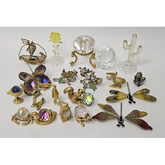 Figurines & Small Paperweights, some Swarovski style, gold t...