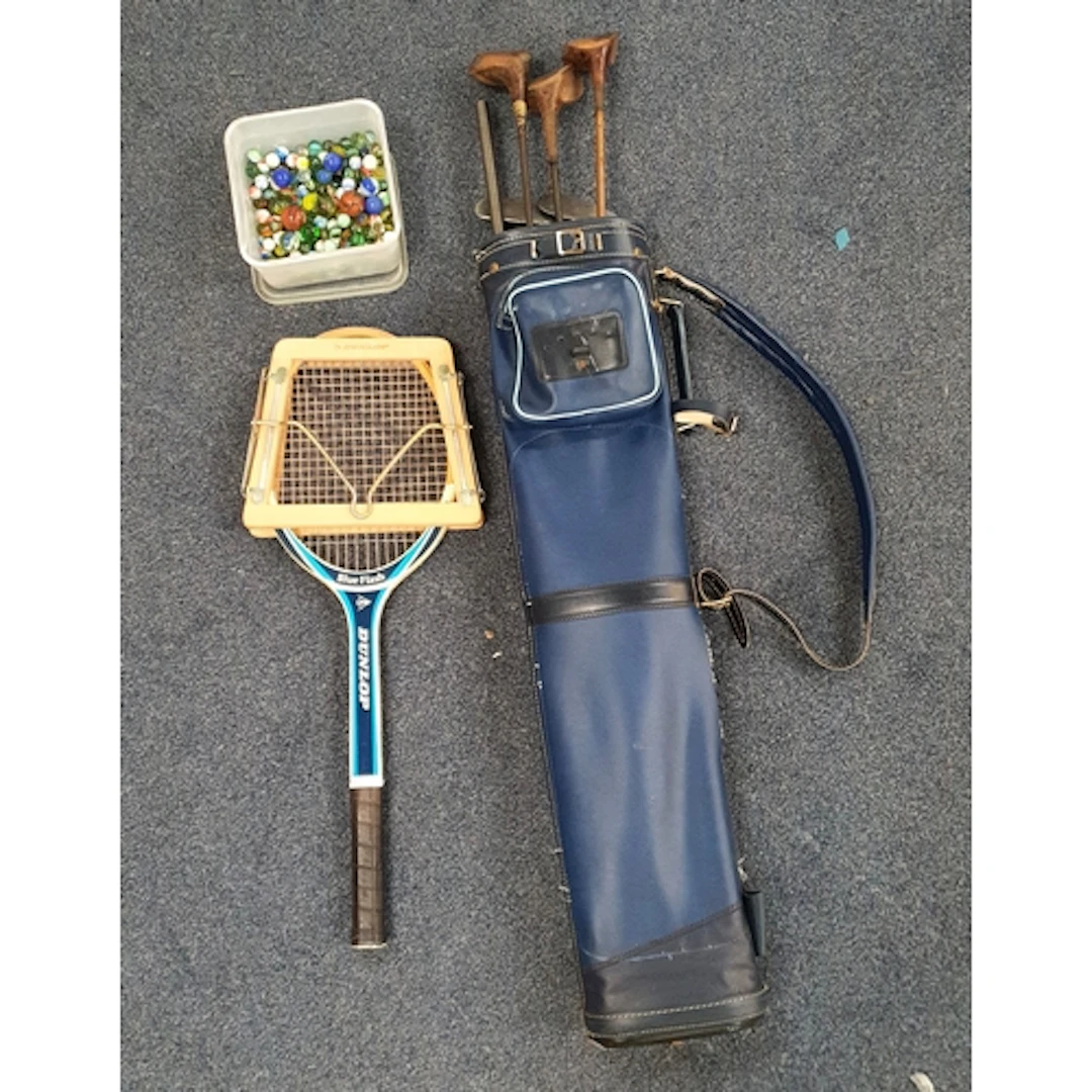 SELECTION OF ASSORTED VINTAGE GOLF CLUBS comprising iron exa...