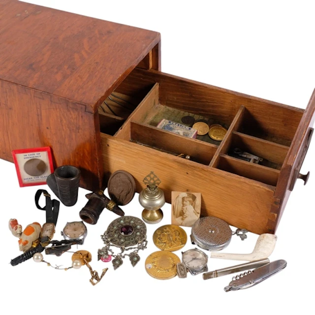 A Vintage mahogany filing drawer, containing a selection of ...