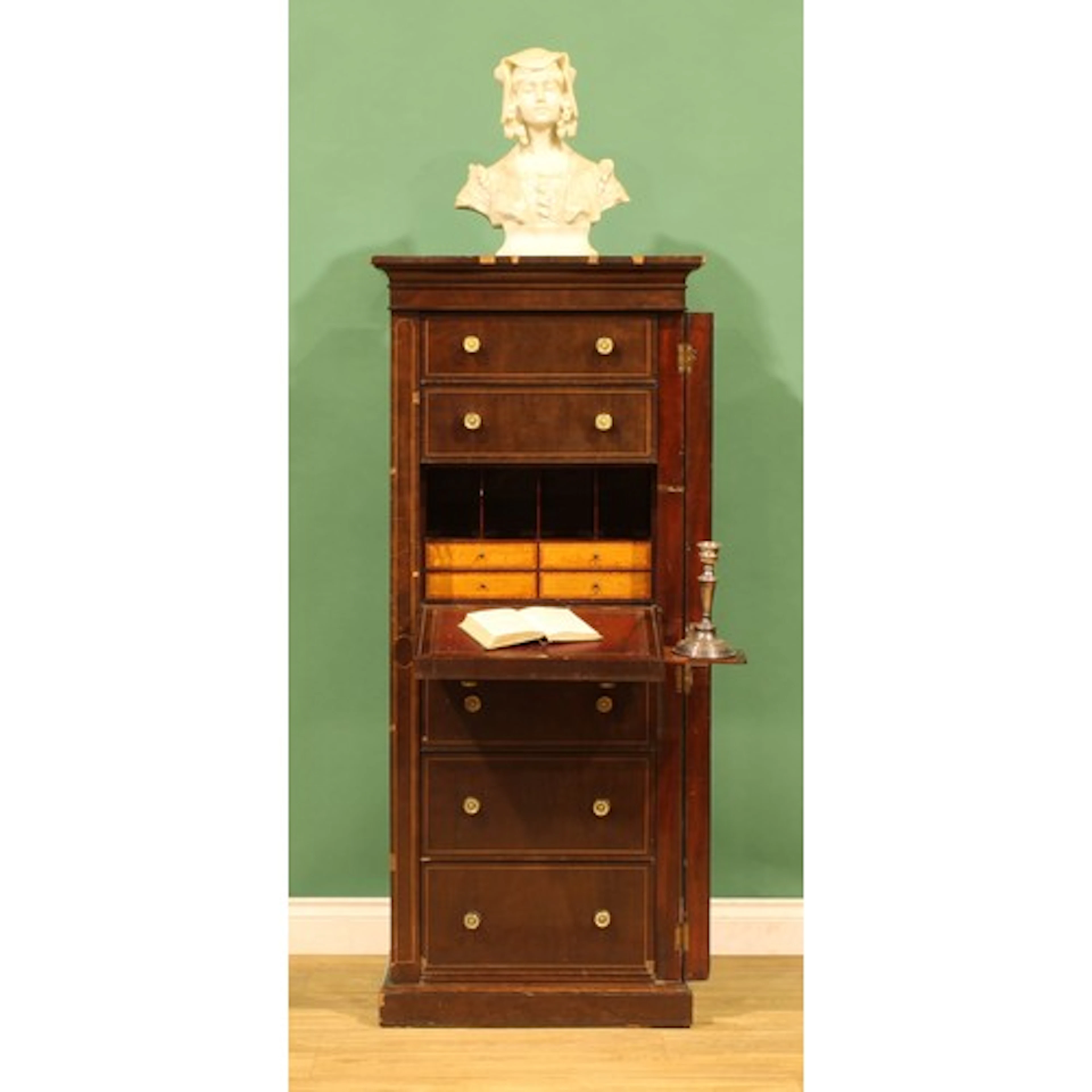 A late 19th/early 20th century mahogany secretaire Wellingto...