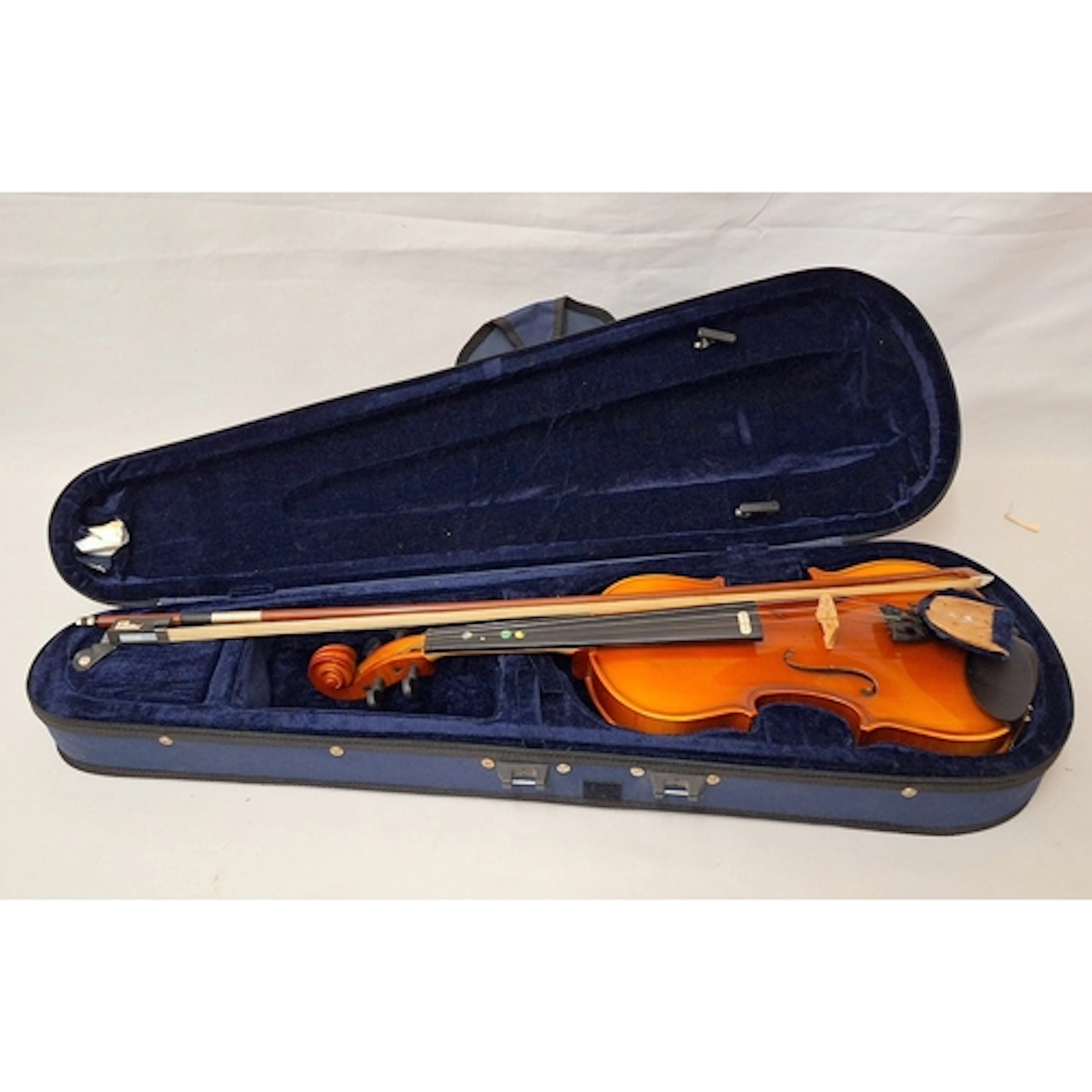 Rosewood 3/4 Size Students Violin with bow in case
