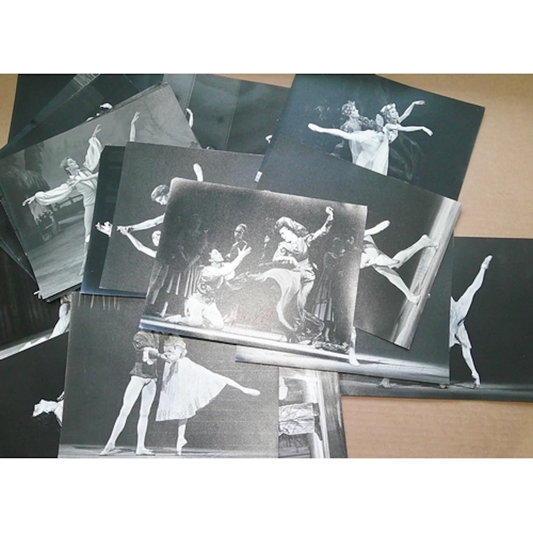 1970s 20 Signed Royal Ballet 10 by 8 inches photographs, dan...