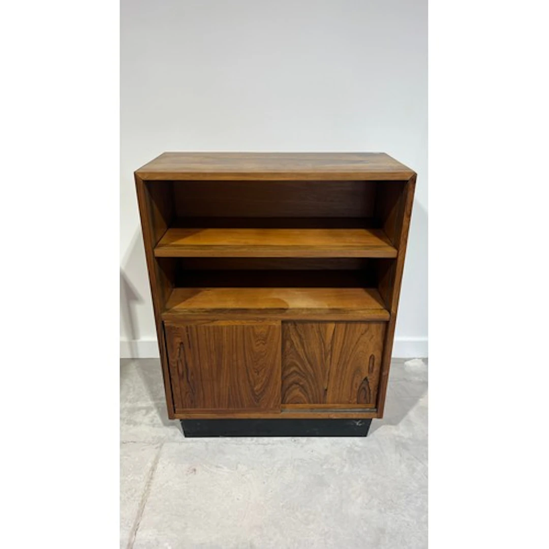 Late 20th century teak cabinet of rectangular form, adjustab...