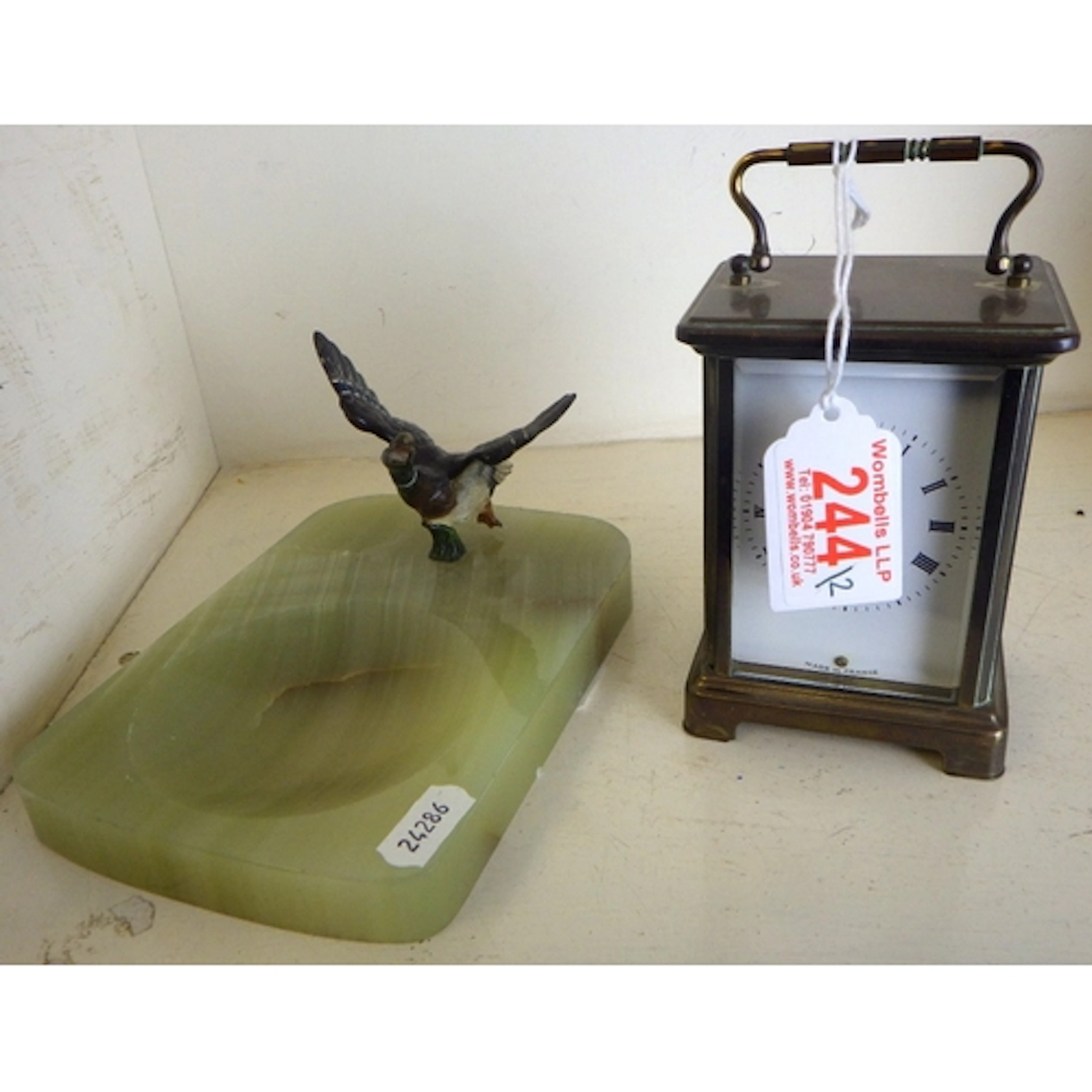 An onyx ashtray and an AF carriage clock (2)
