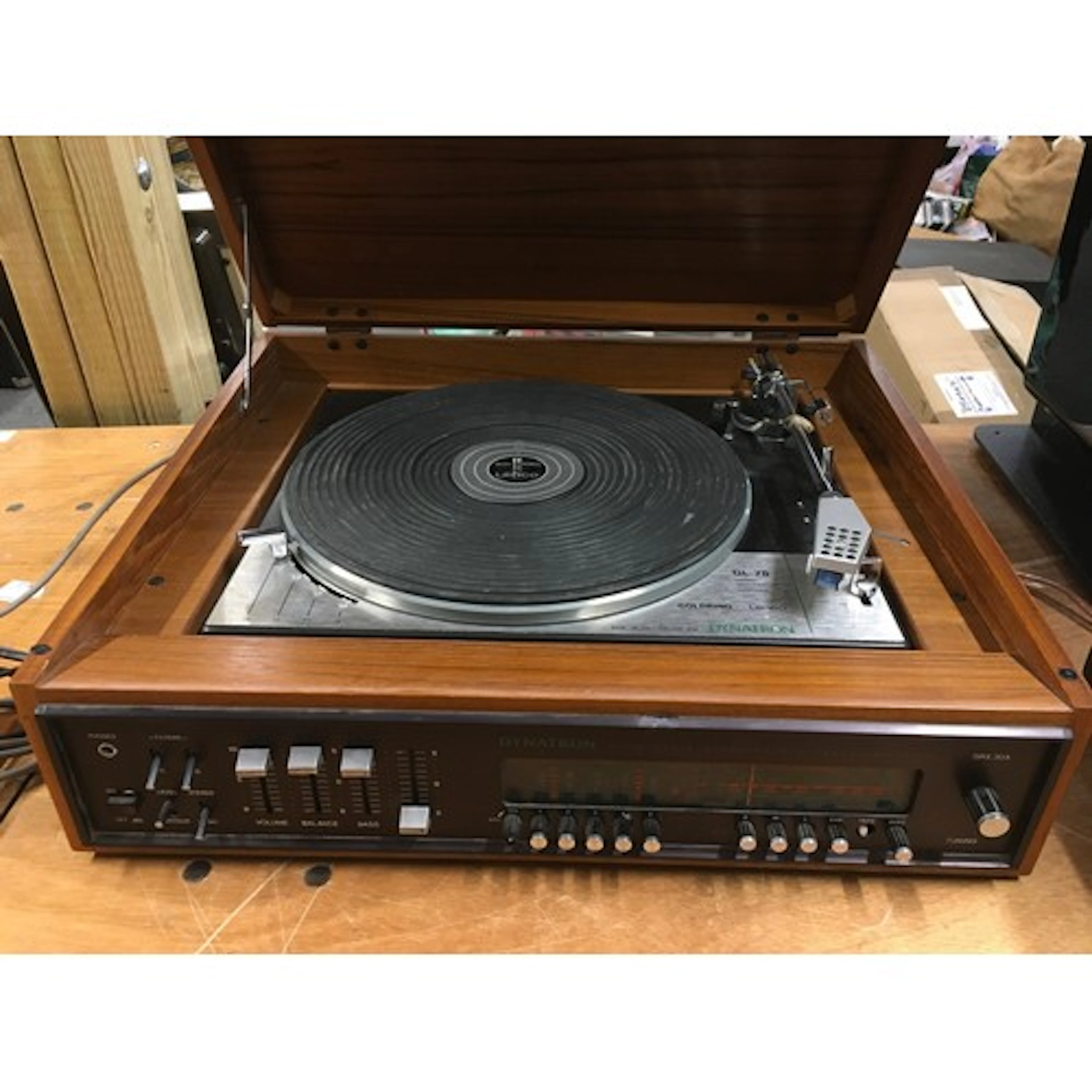 A vintage Dynatron Goldring GL78 music centre.