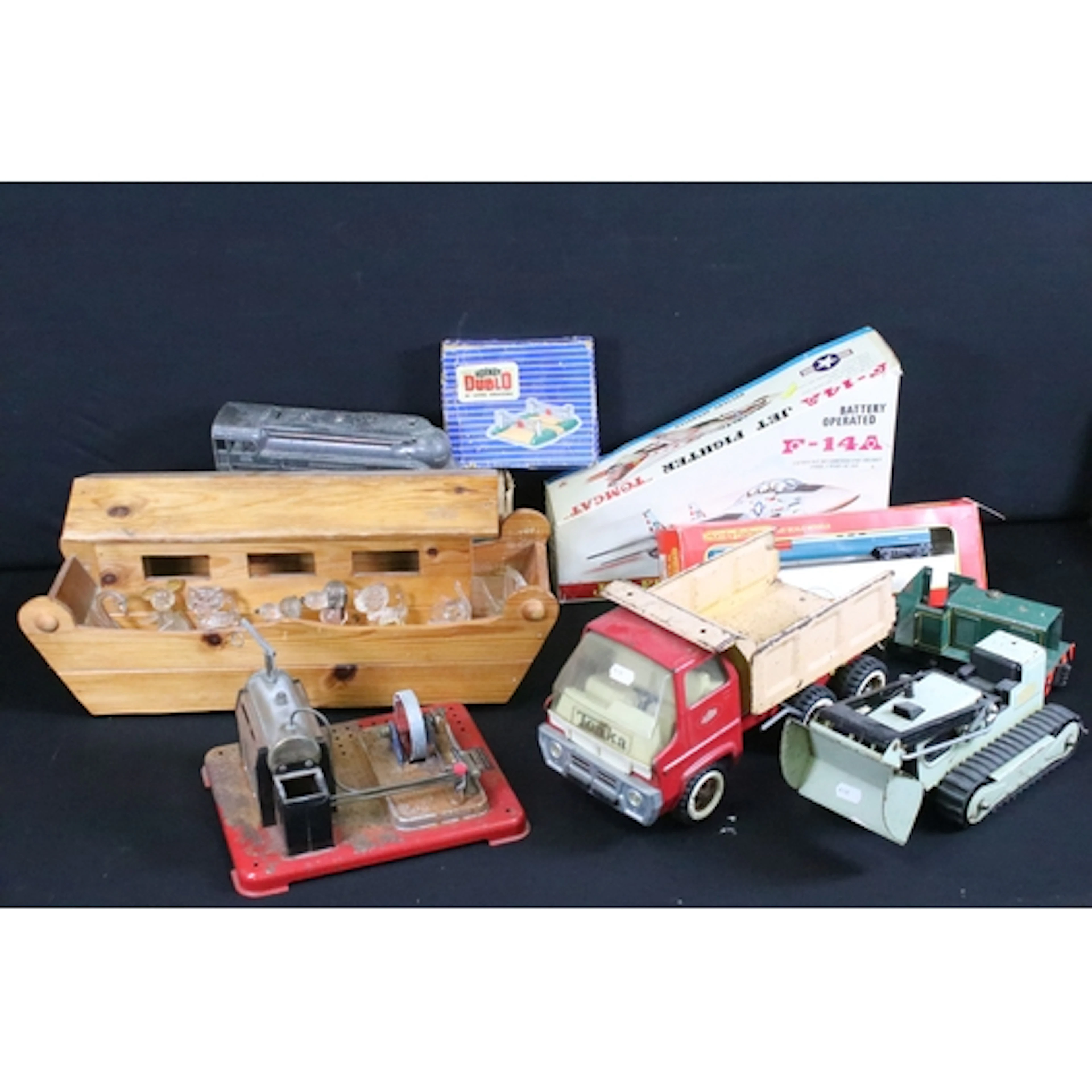 Collection of mixed toys to include Mamod Stationary Steam E...