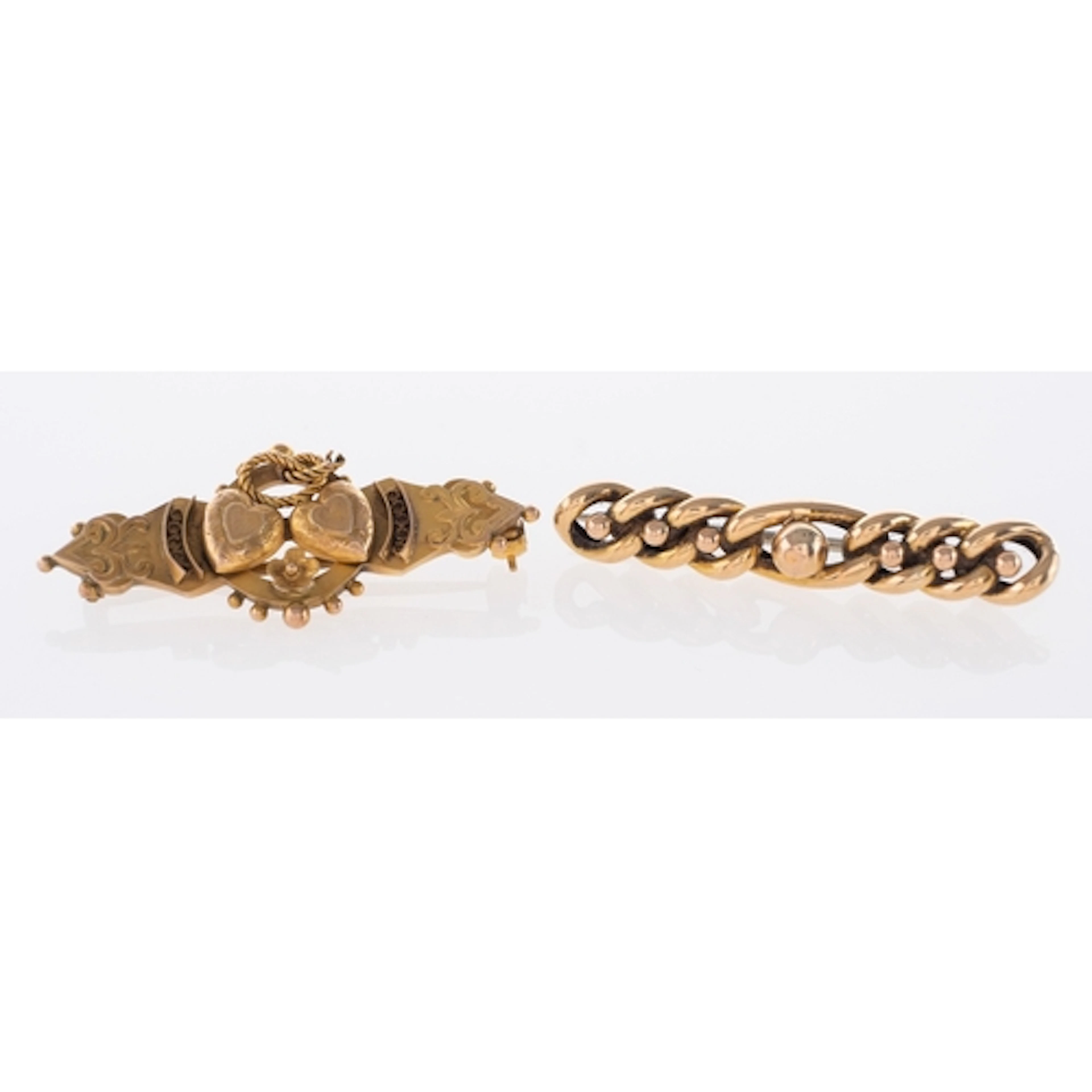 A Collection of Jewellery, including a 9ct gold lapis lazul...