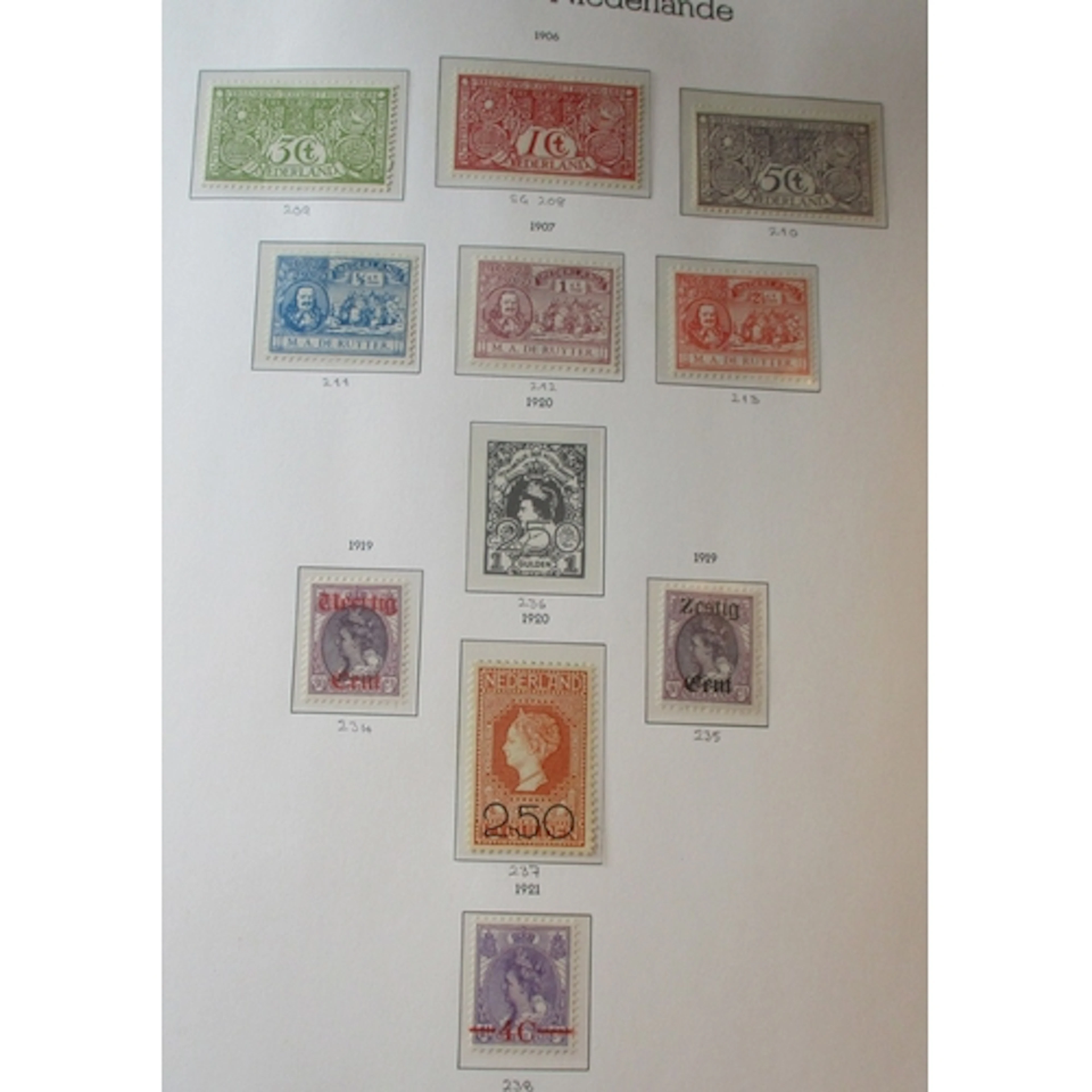 Netherlands. Early to modern mounted mint collection in a Sc...