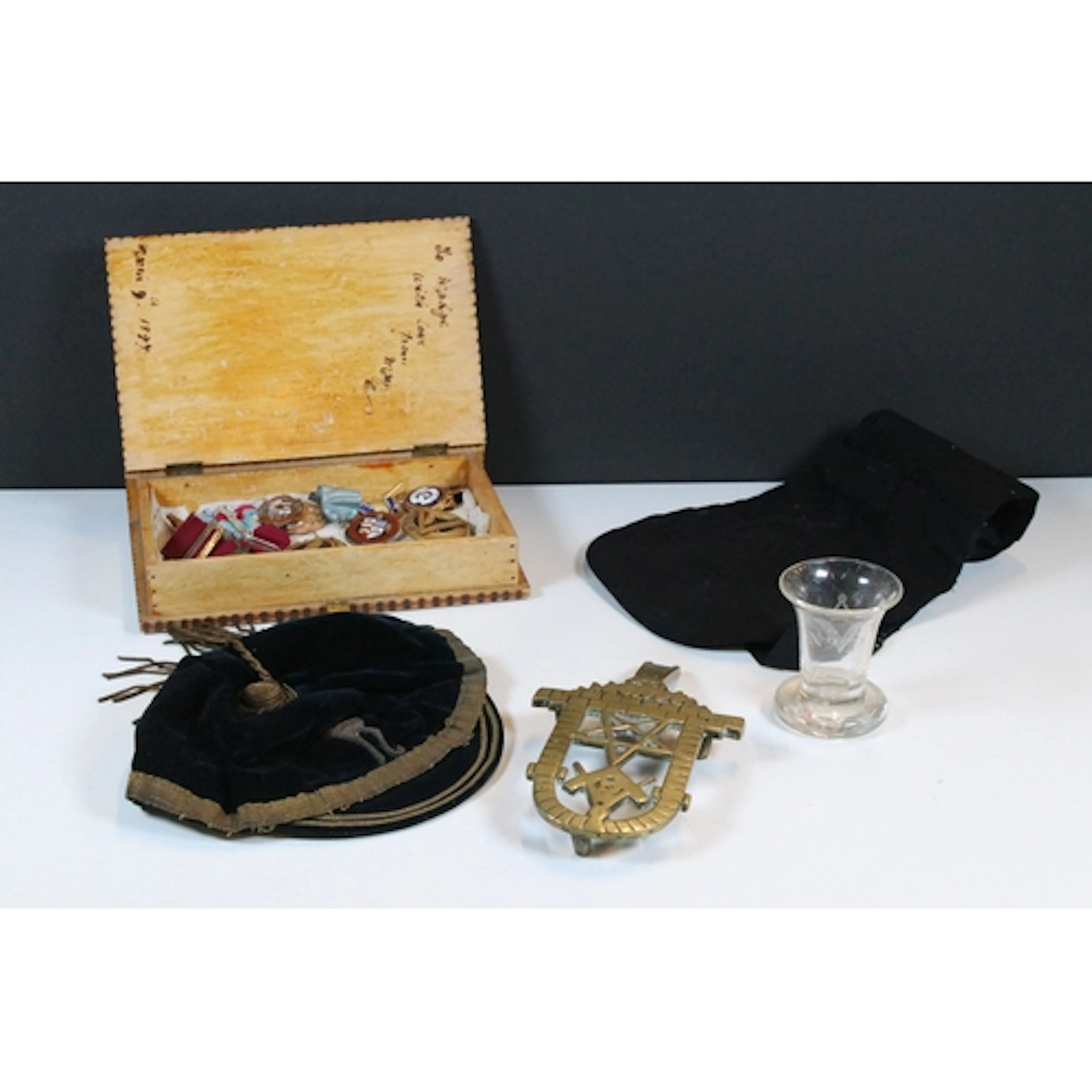 Collection of masonic related items to include medals and je...