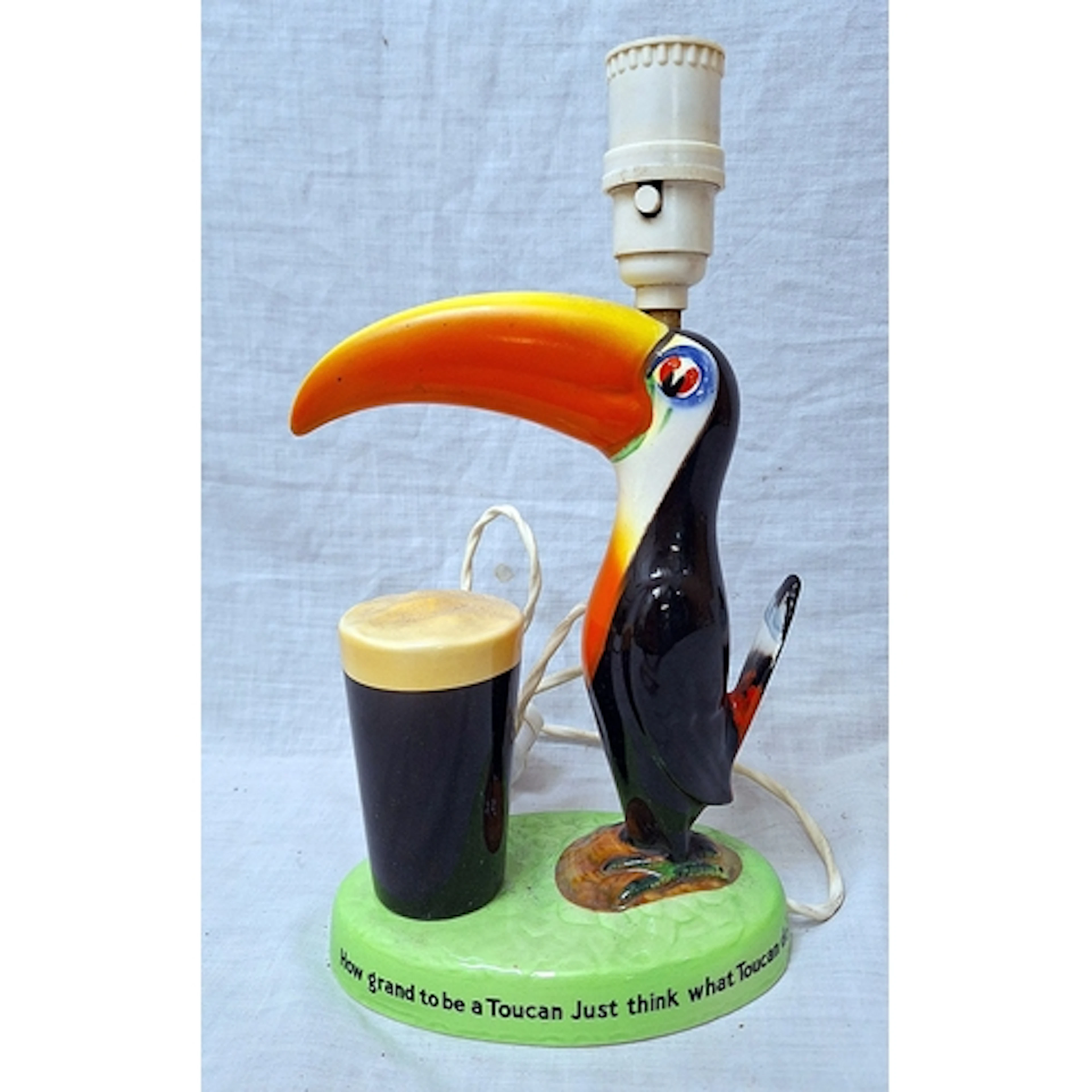 Vintage Toucan Guinness Lamp with early plastic bulb holder ...