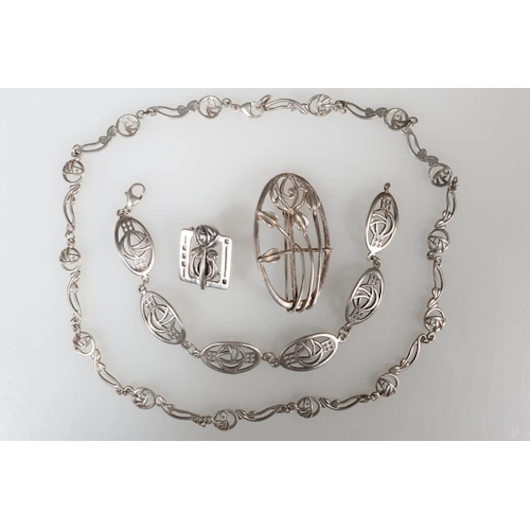 Charles Rennie Mackintosh rose design silver jewellery to in...