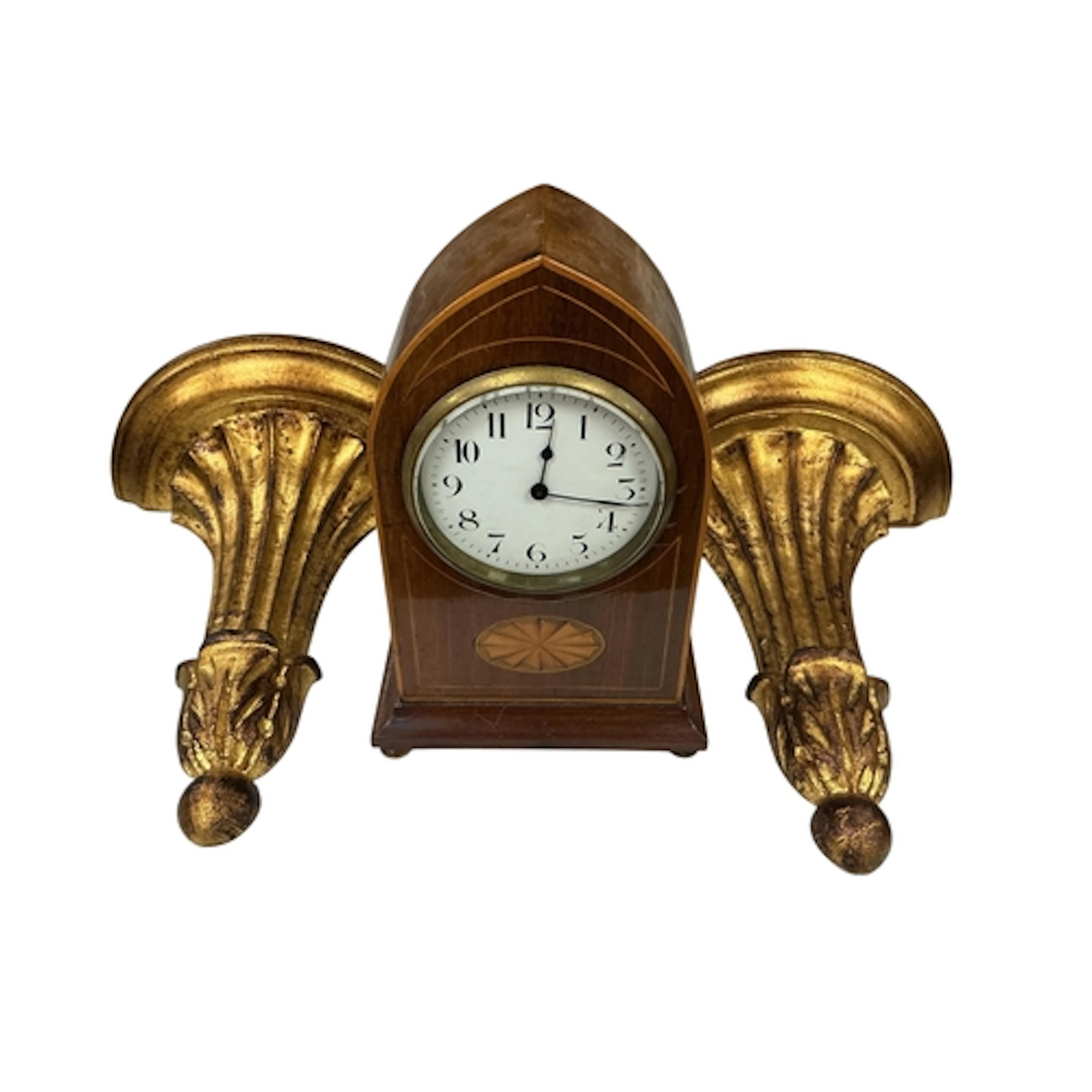 A pair of Italian fluted giltwood wall brackets, height 26cm...