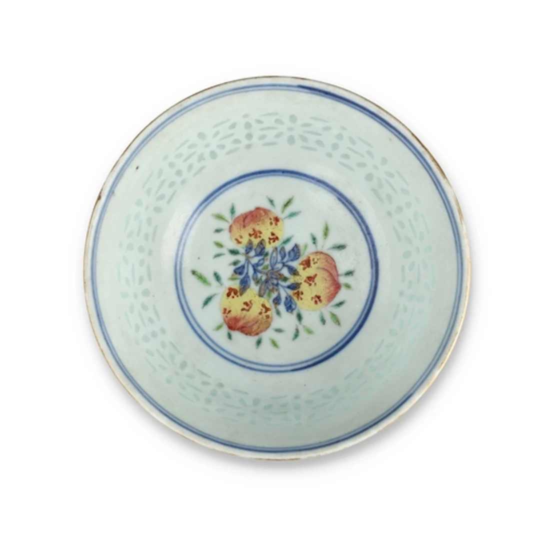 A CHINESE PORCELAIN RICE BOWL, QIANLONG MARK AND PERIOD The ...