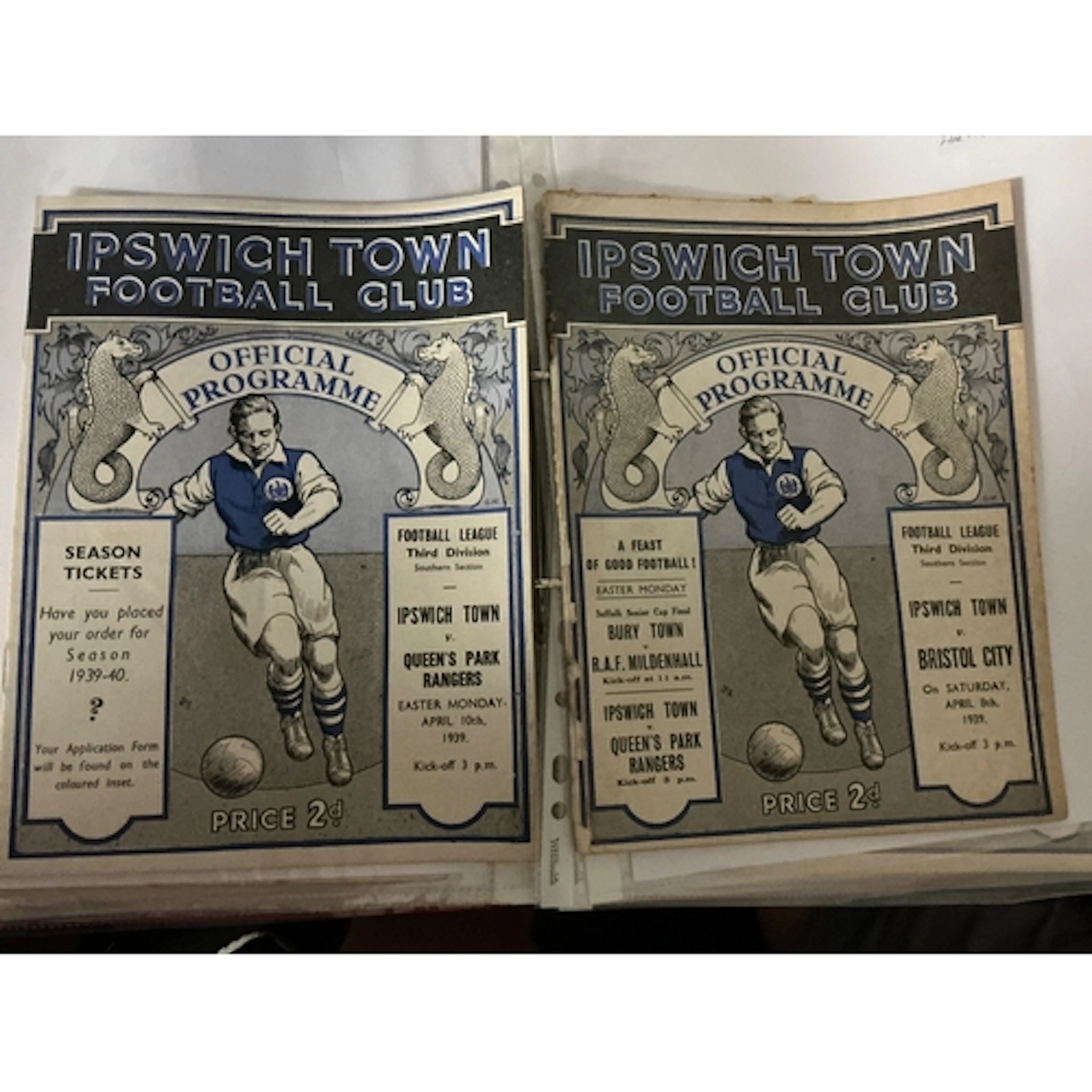 38/39 Ipswich Town Home Football Programmes: 16 league match...