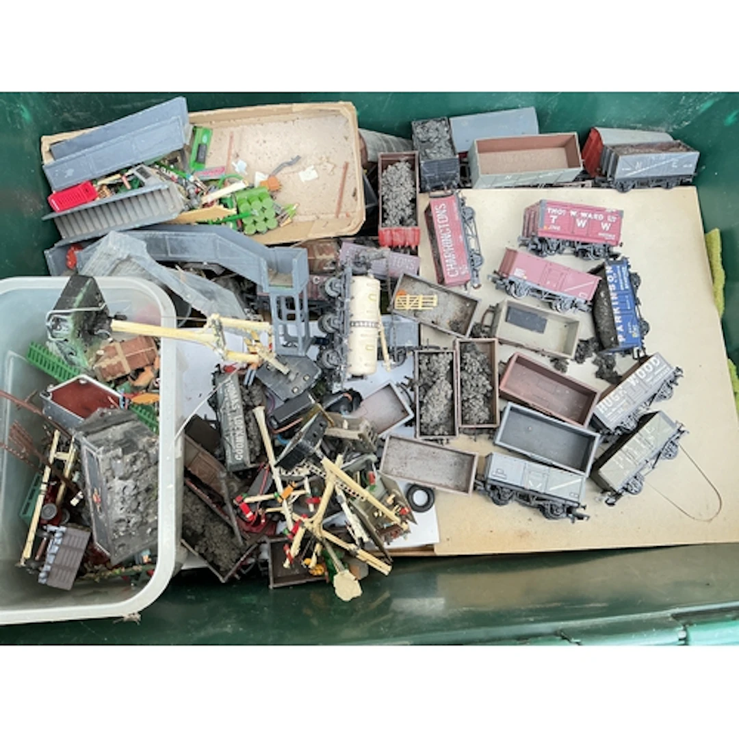 A Box Containing 00 Gauge Wagons And Accessories. No Reserve...