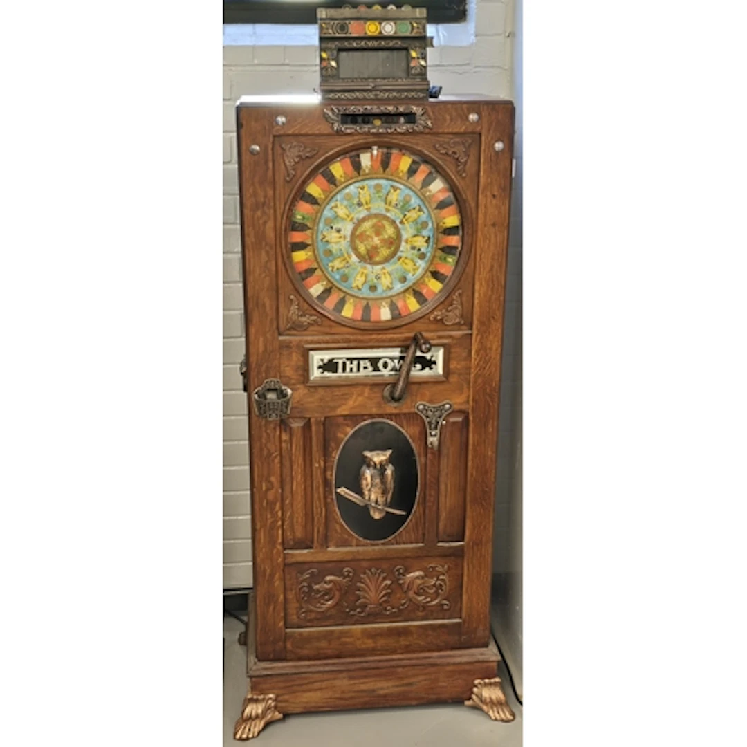 Vintage Mills "The Owl" freestanding penny arcade slot machi...