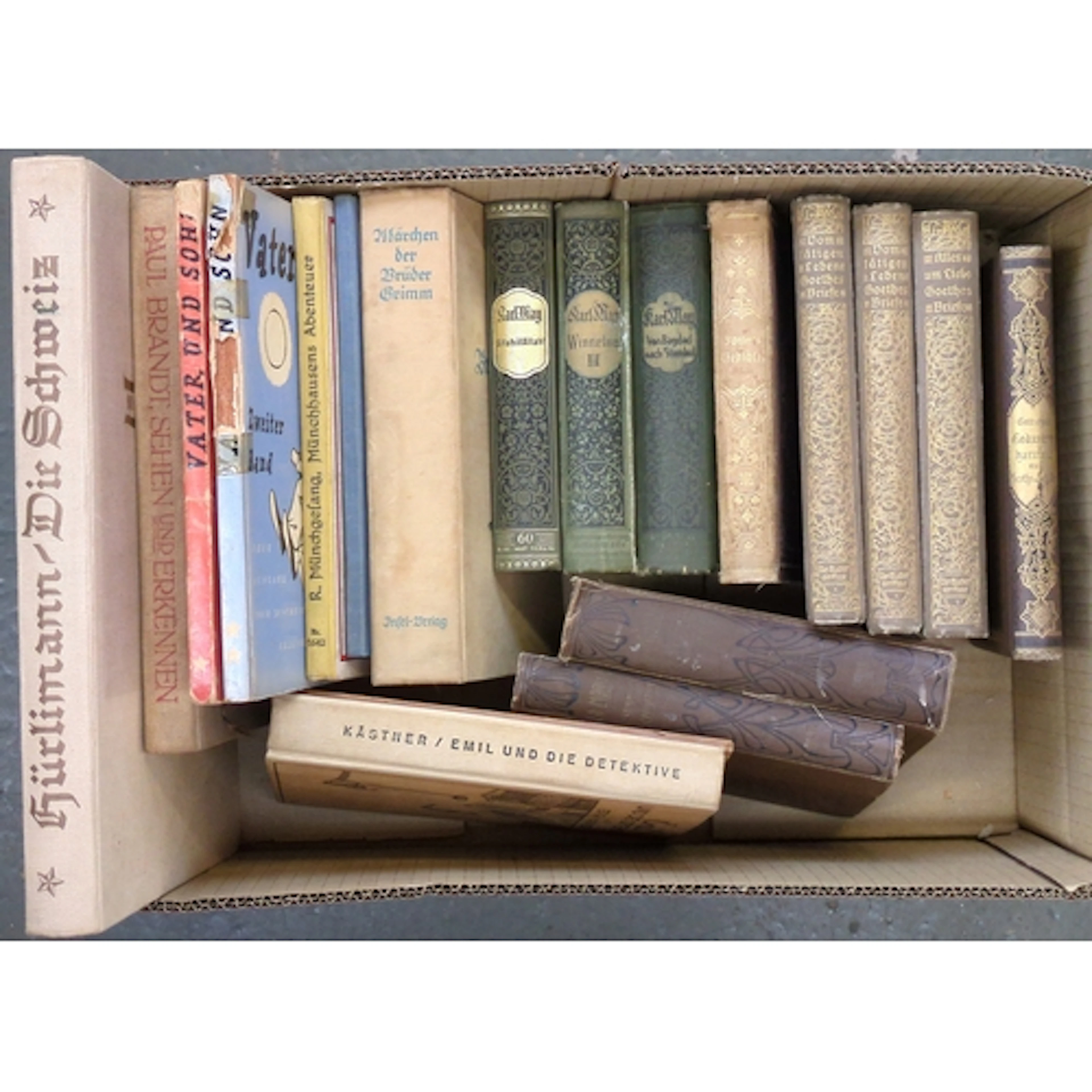 BOOKS, GERMAN. Inc. some vintage children's books (Brothers ...