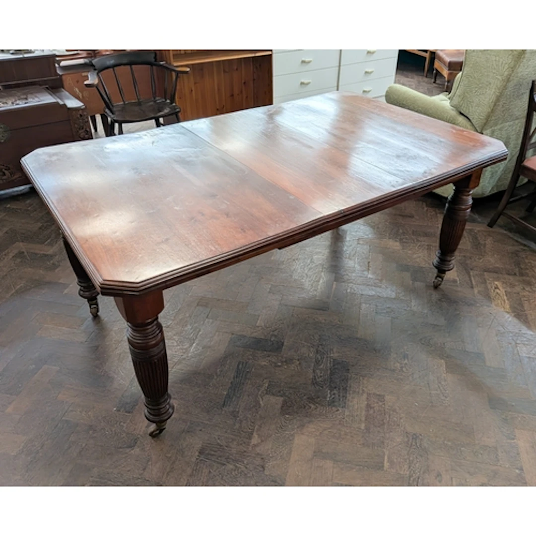 Late Victorian mahogany extending dining table with one extr...