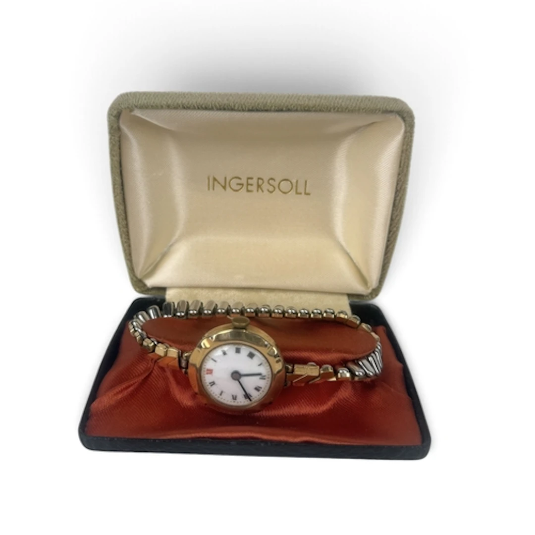 A 9CT GOLD WATCH WITH PLATED FLEXI STRAP
