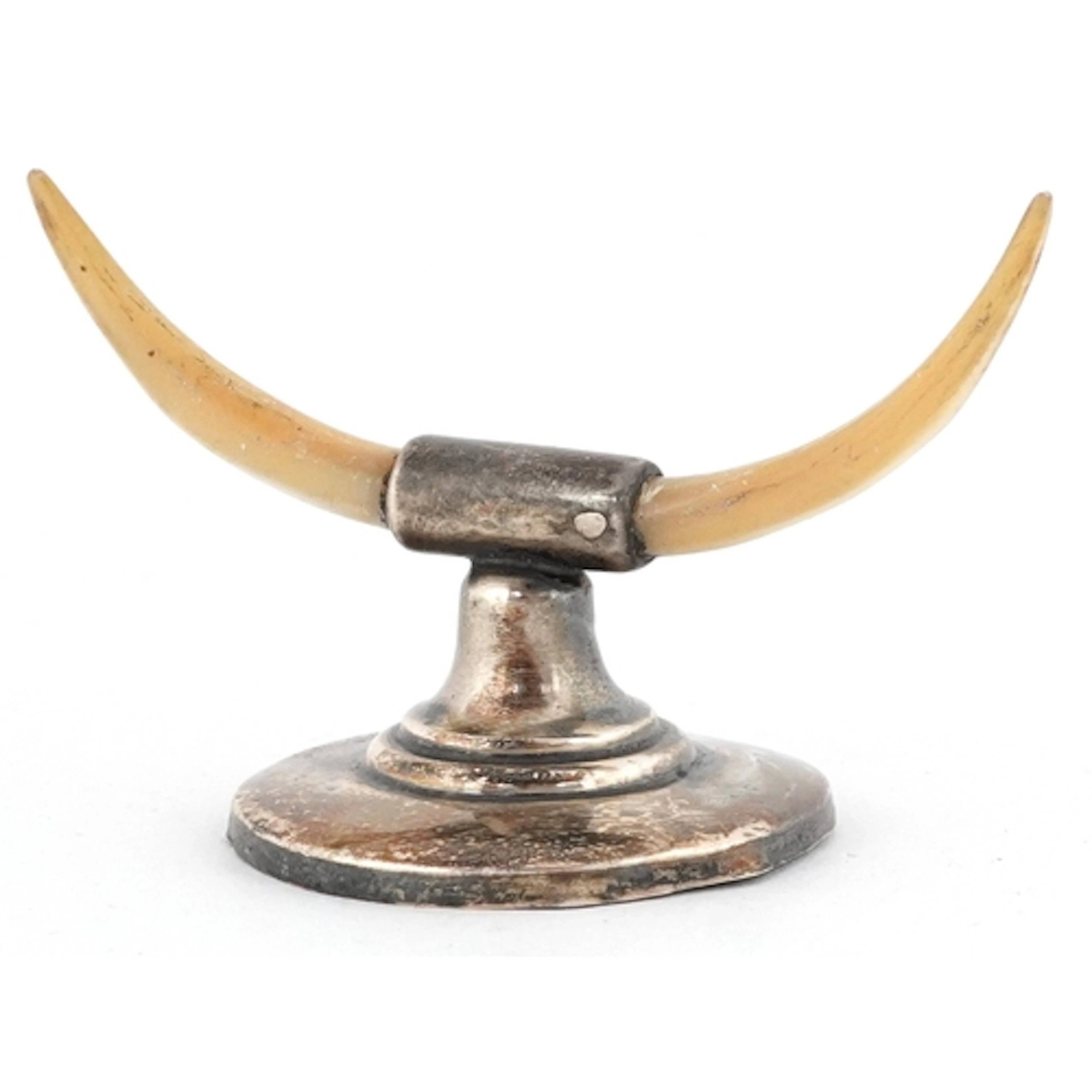 J & R Griffin, George V silver and mother of pearl horn desi...