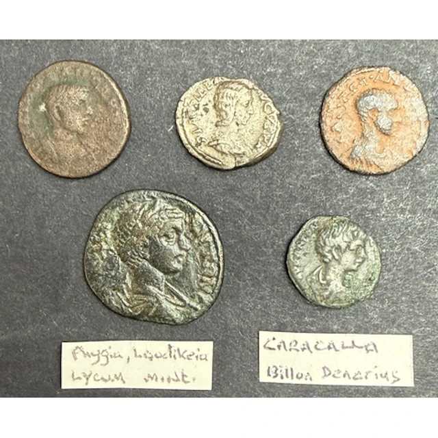 A group of 5 Roman bronze and Silver coins, including Caraca...