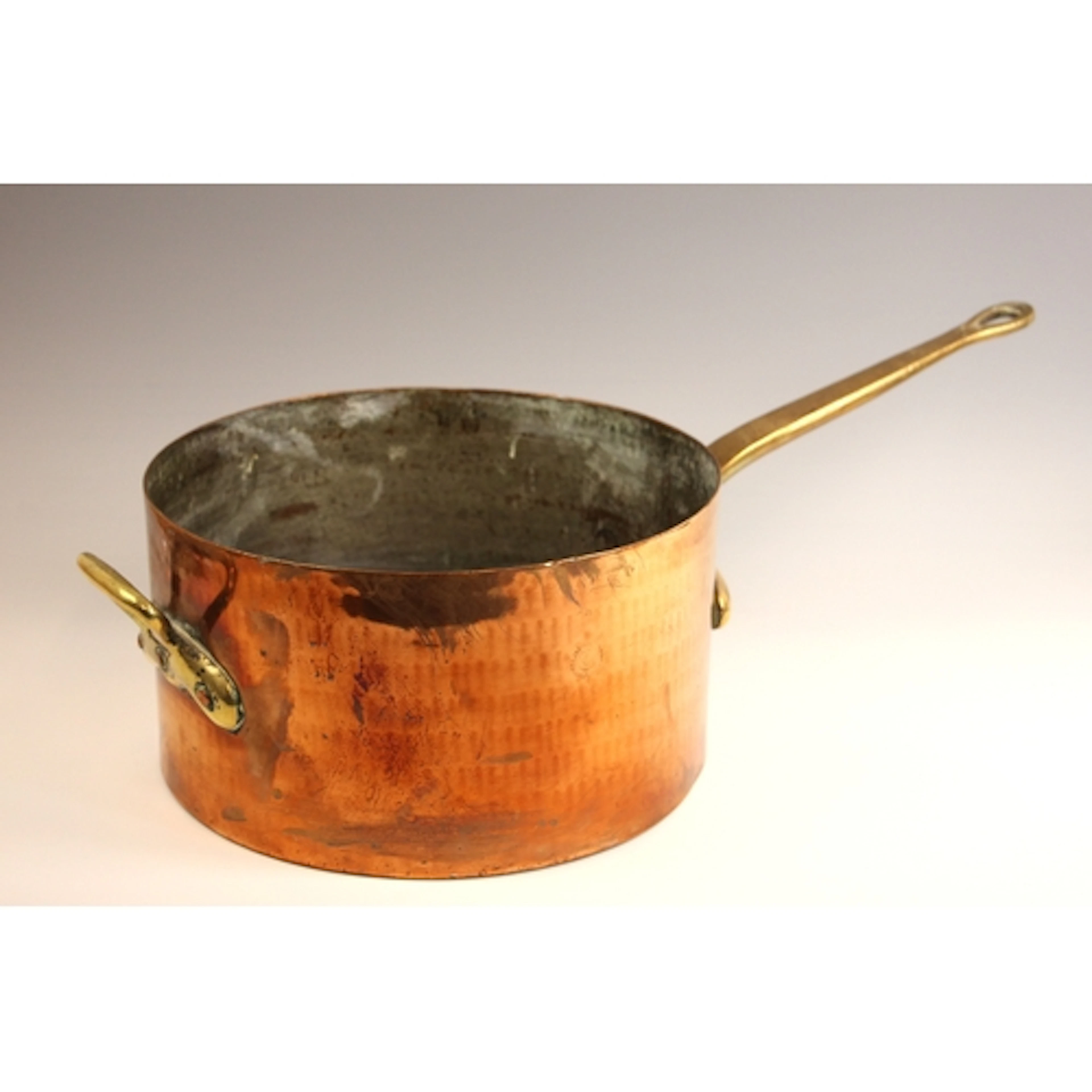 A copper saucepan of country house proportions, 19th century...