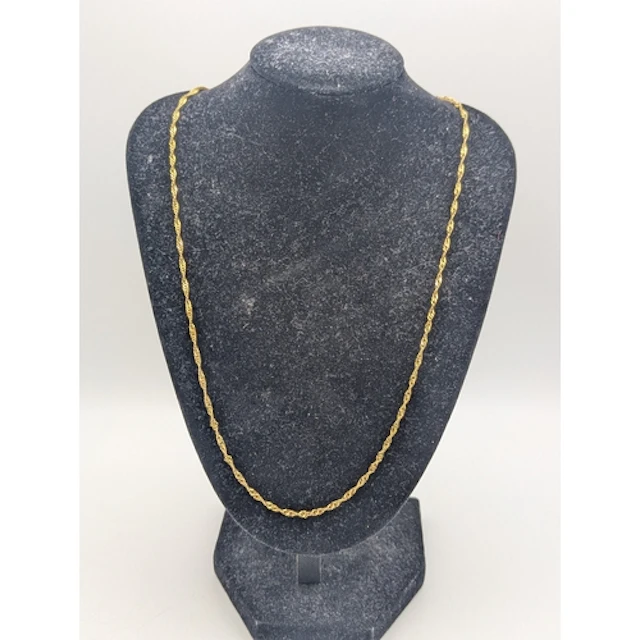 A 9ct yellow gold, woven spiral fine link necklace, with spr...