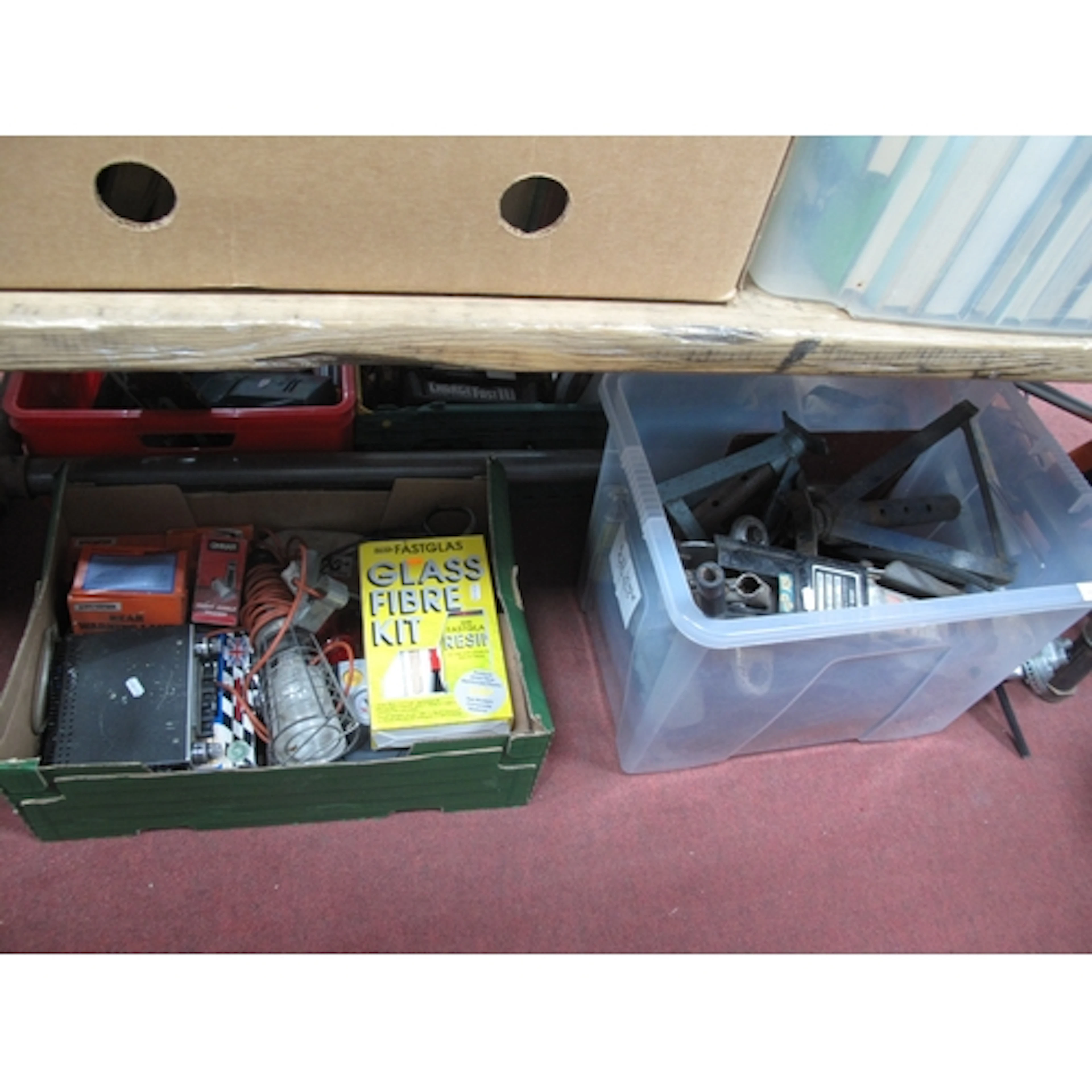 Automotive maintenance accessories and workshop equipment, i...