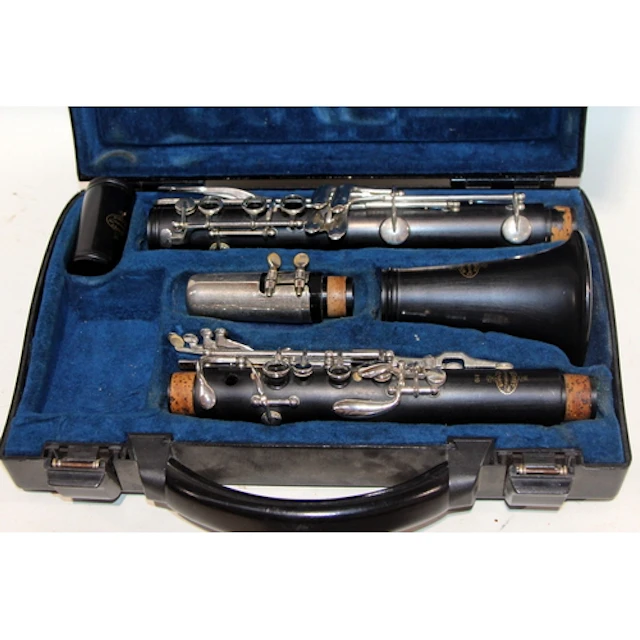 Vintage Buffet Crampon & Co. clarinet c/w carry case