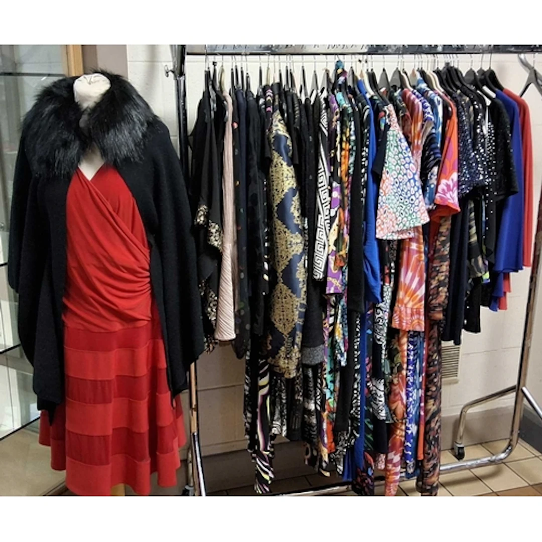 A SELECTION OF VINTAGE WOMEN'S CLOTHES, approximately forty-...