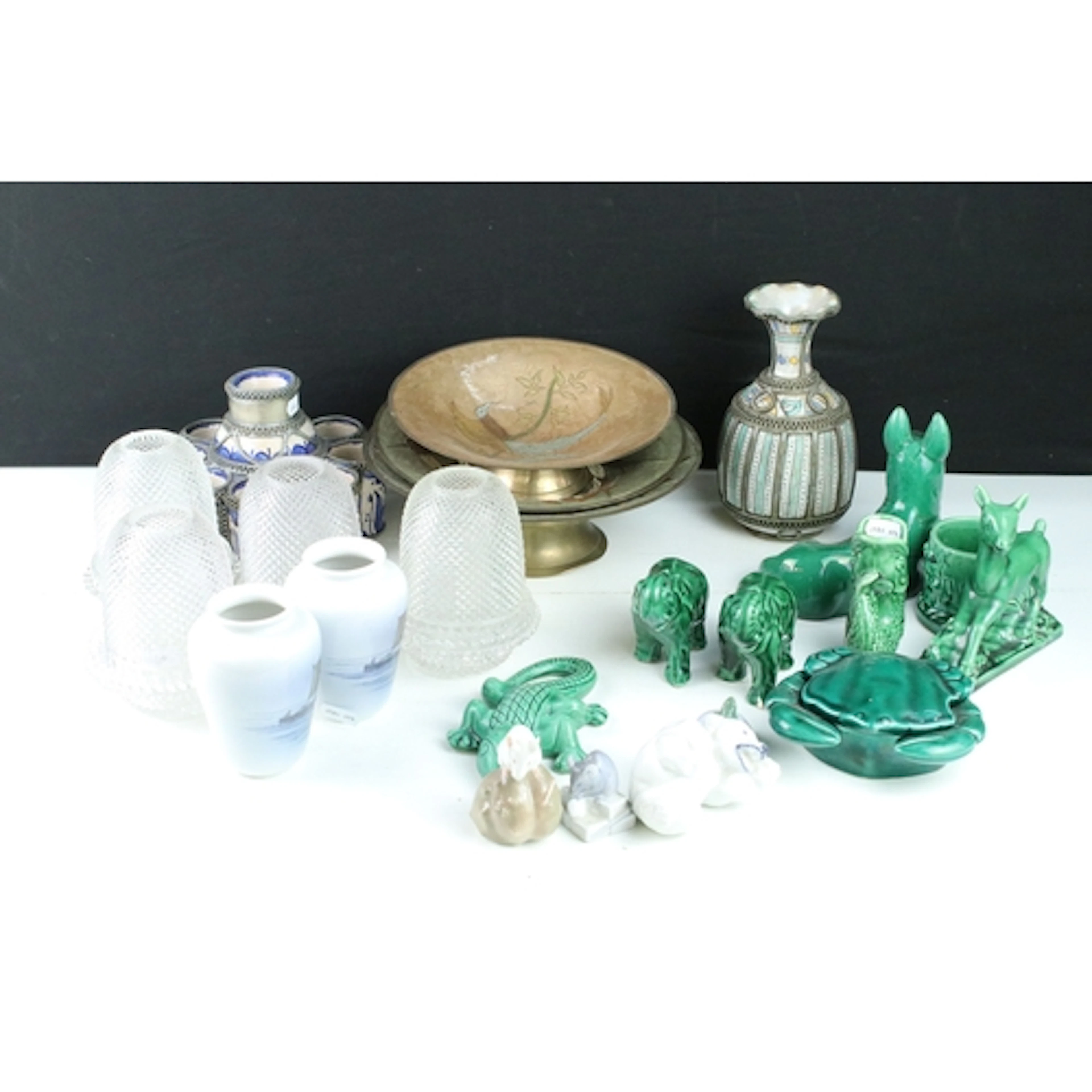 Collection of ceramics, to comprise a group of Royal Copenha...
