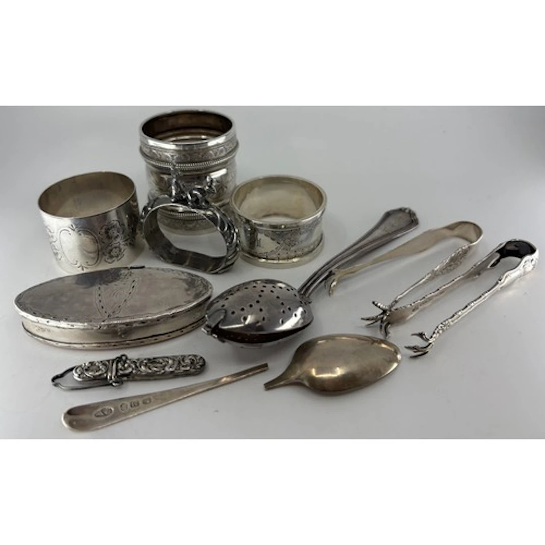 A George III silver coloured metal navette shaped toothpick ...