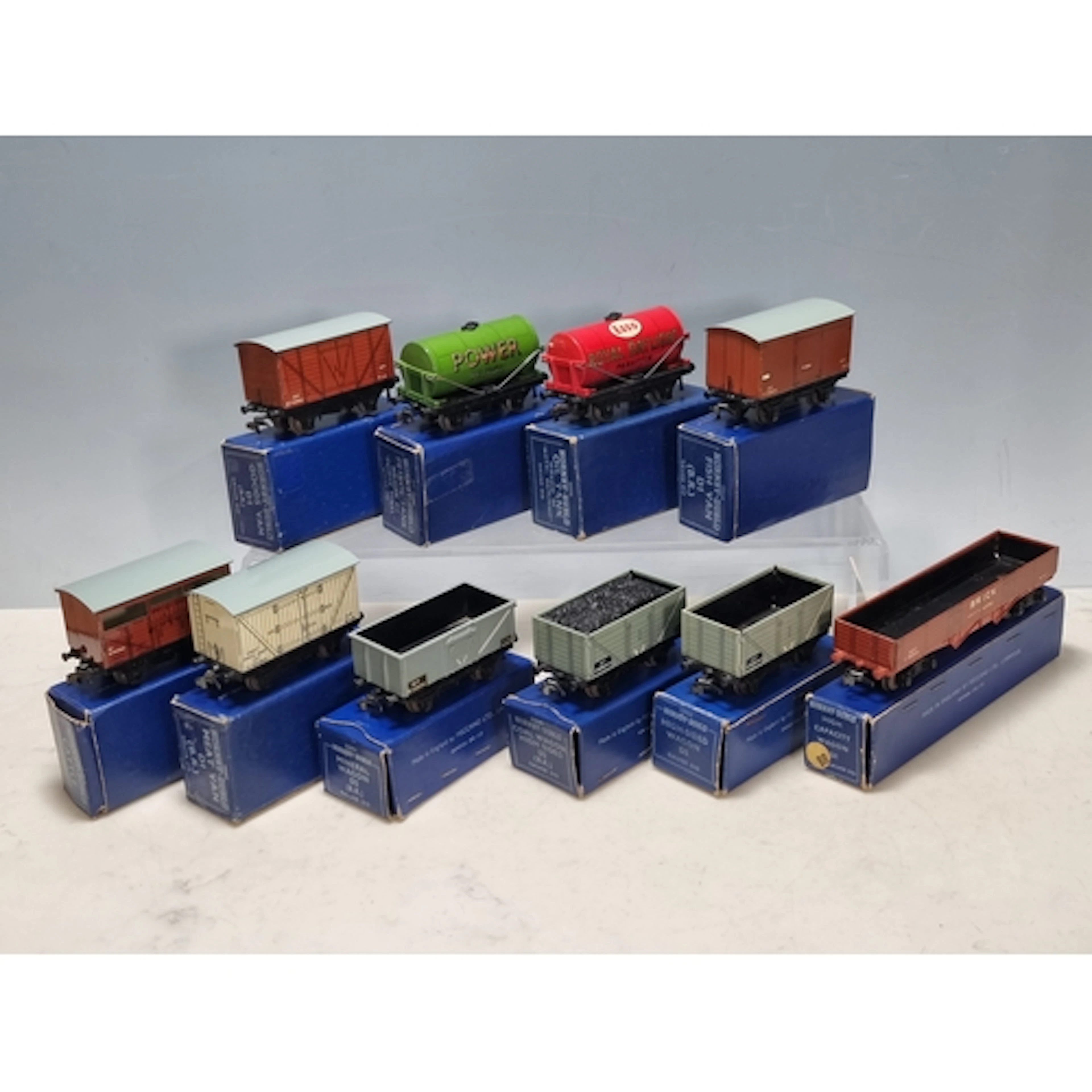 10x boxed Hornby Dublo 3-rail BR Wagons, all Nr M-M, boxes g...