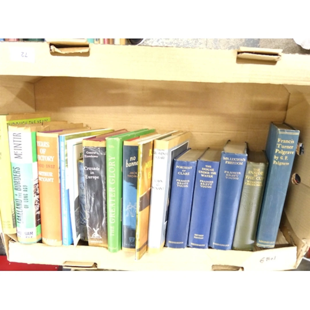 Two boxes of vintage books, some Borders interest.